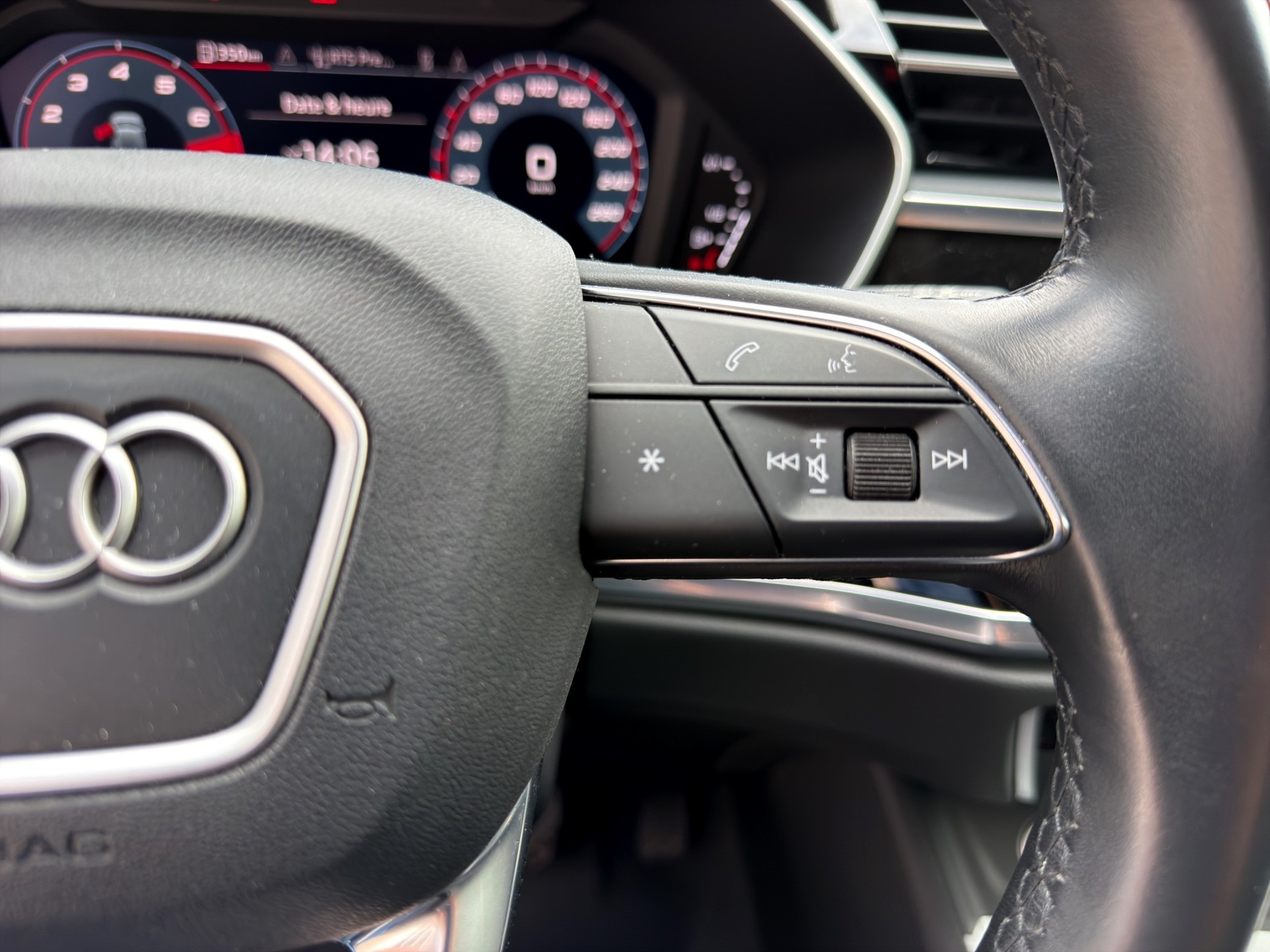 AUDI Q3 35 TFSI advanced Attraction S-tronic-image-16
