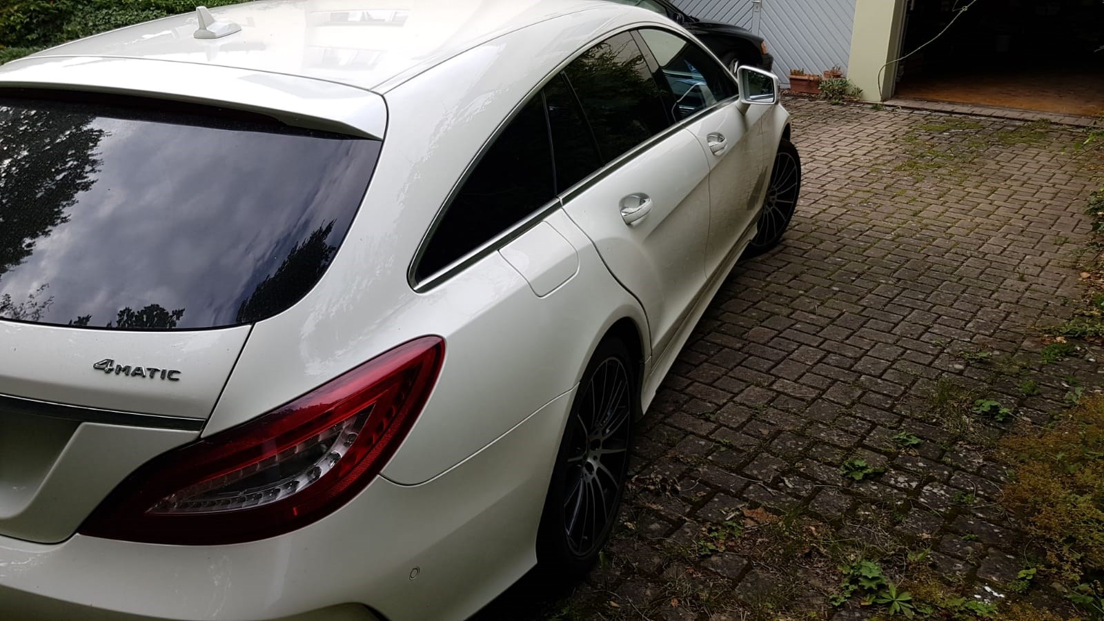 MERCEDES-BENZ CLS Shooting Brake 400 4Matic 7G-Tronic-image-3
