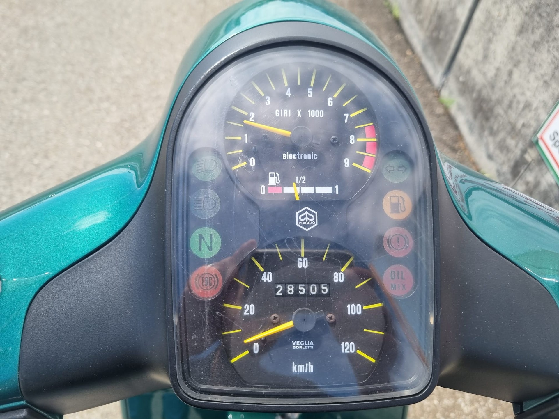 PIAGGIO Vespa Cosa 2 125 EBS Vétéran (restaurée)-image-7