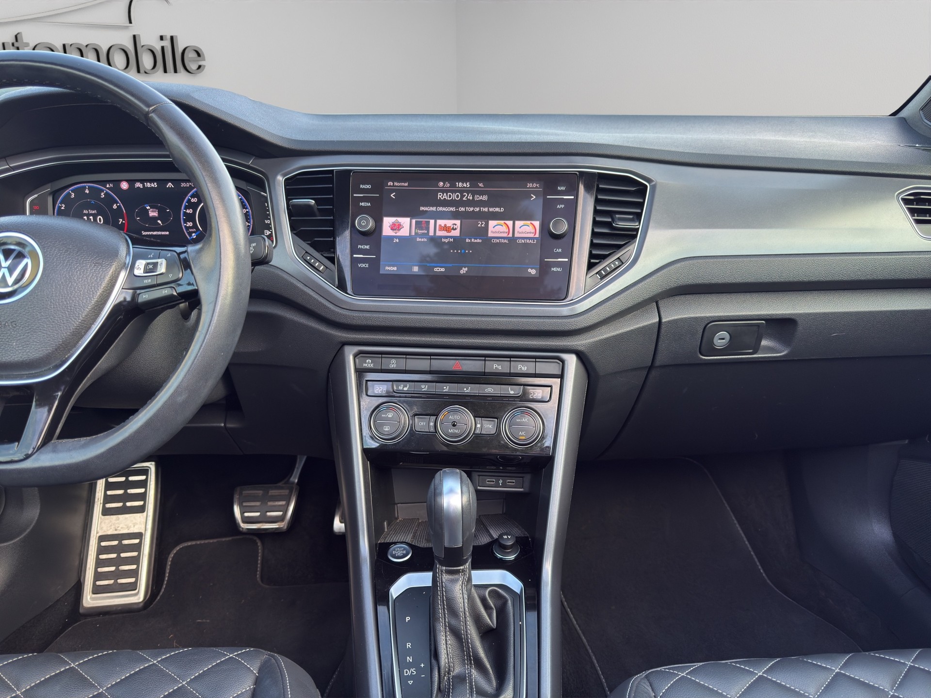 VW T-Roc Cabriolet 1.5 TSI EVO Advance DSG-image-12
