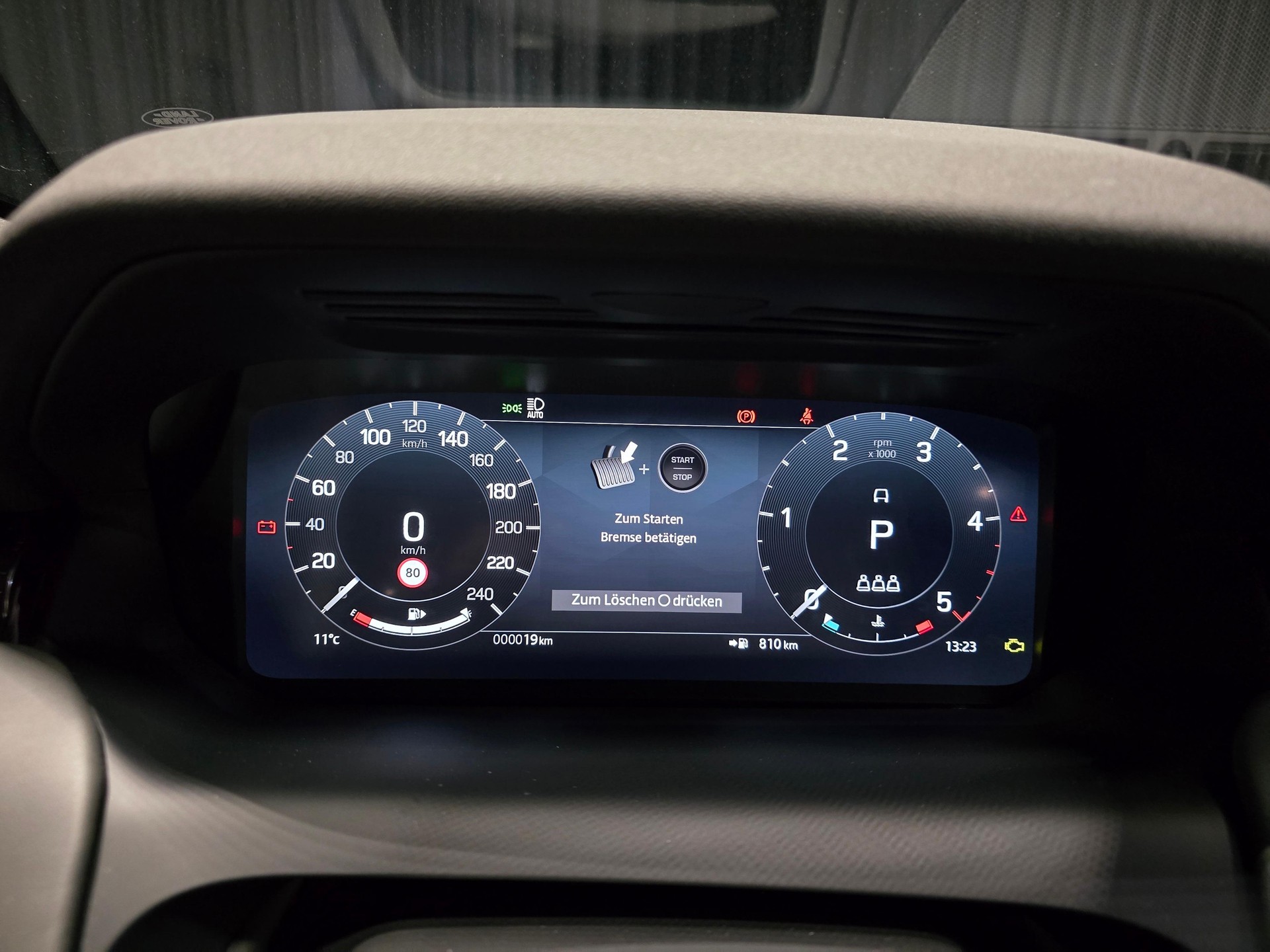 LAND ROVER Discovery Sport 2.0 D I4 200 Dynamic HSE-image-8