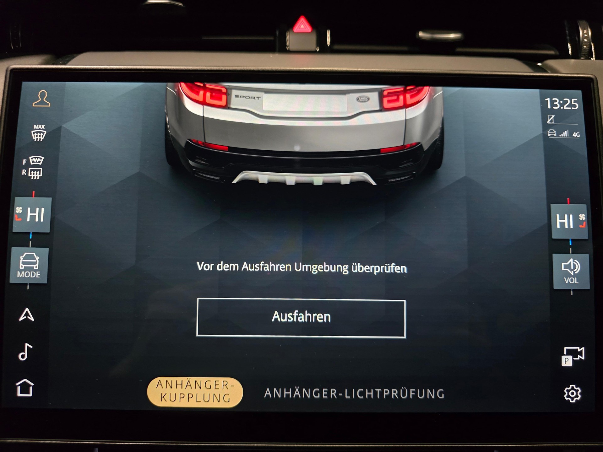 LAND ROVER Discovery Sport 2.0 D I4 200 Dynamic HSE-image-17