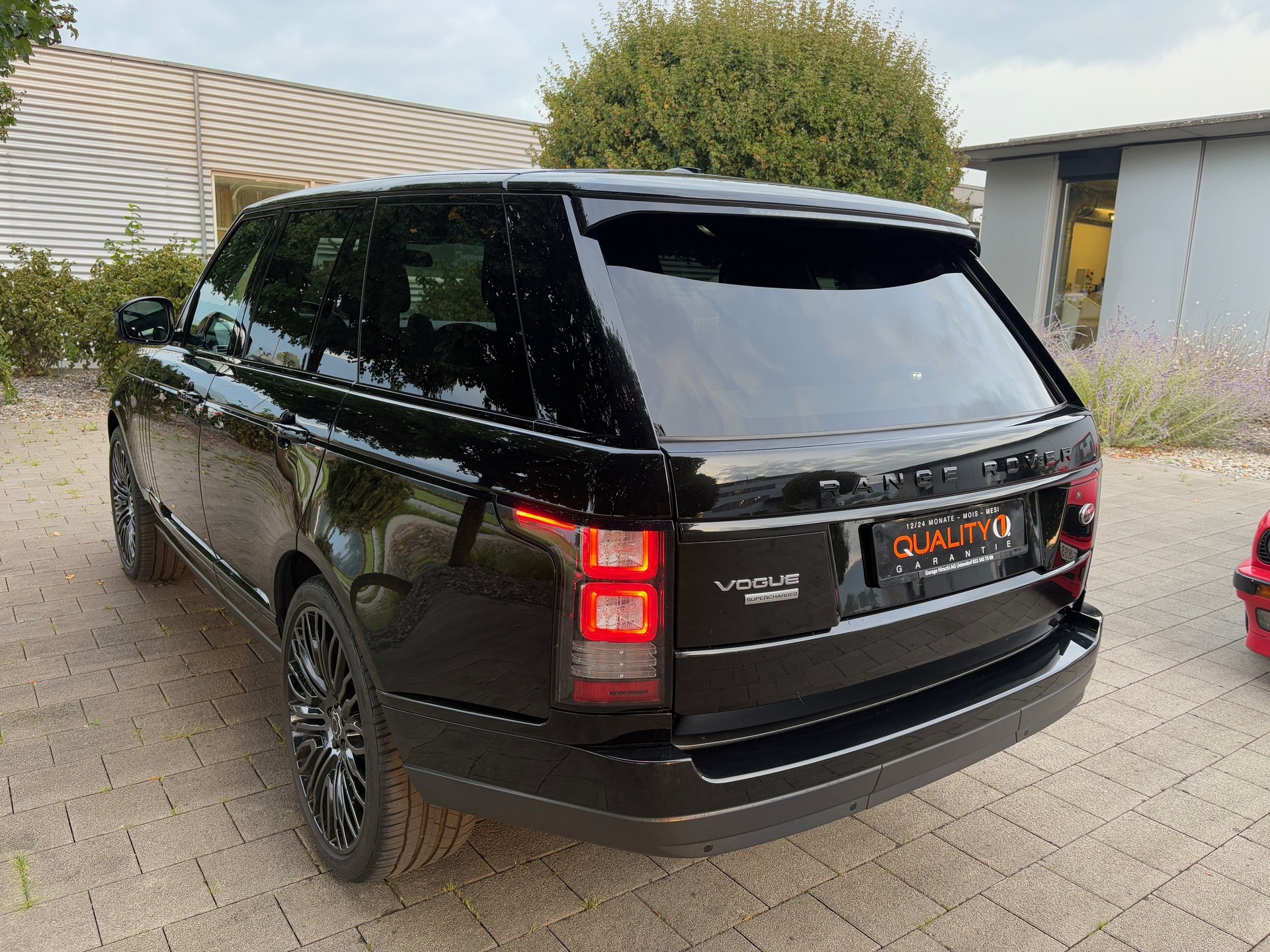LAND ROVER Range Rover 5.0 V8 SC Vogue Automatic-image-4