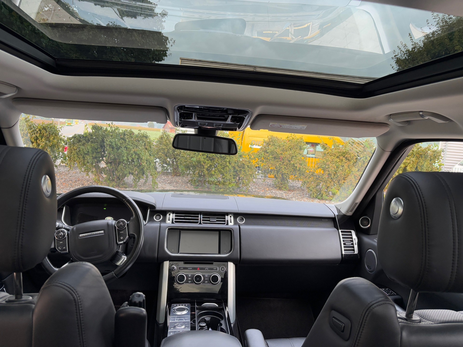 LAND ROVER Range Rover 5.0 V8 SC Vogue Automatic-image-6