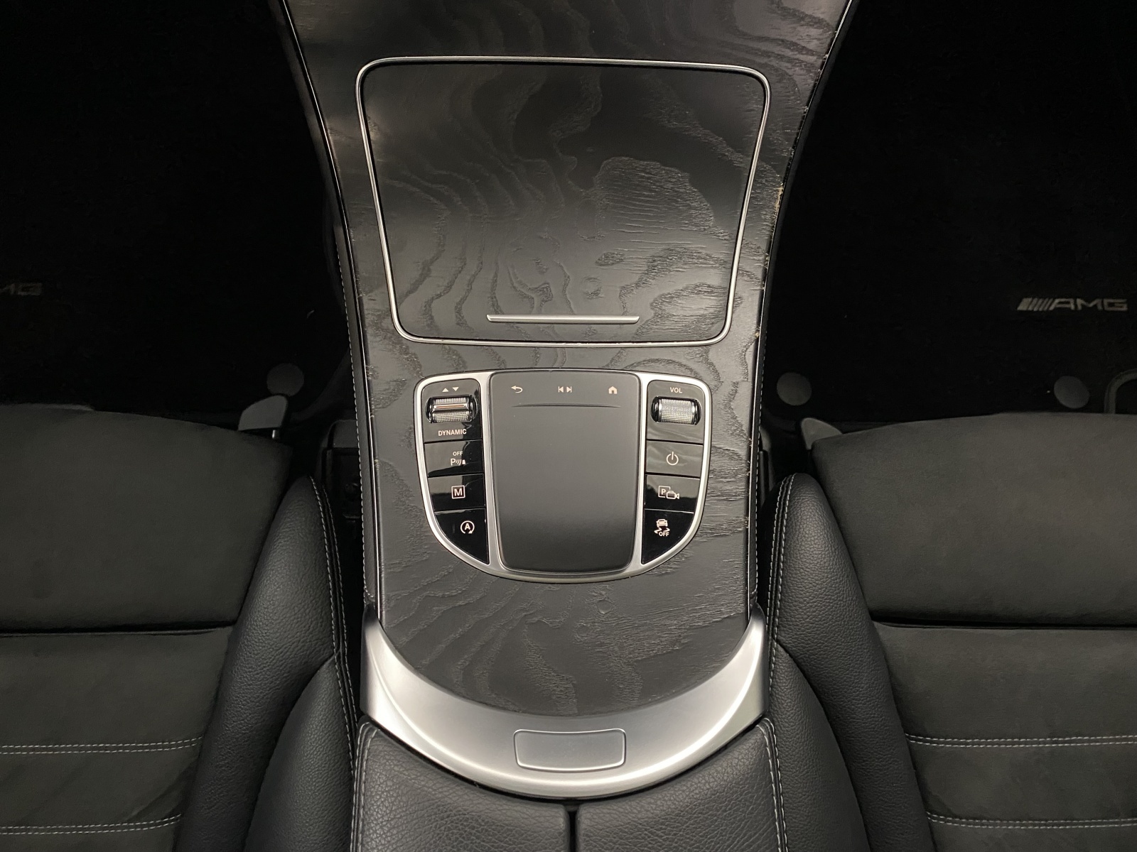 MERCEDES-BENZ GLC 300 d AMG Line 4MATIC Coupé-image-9