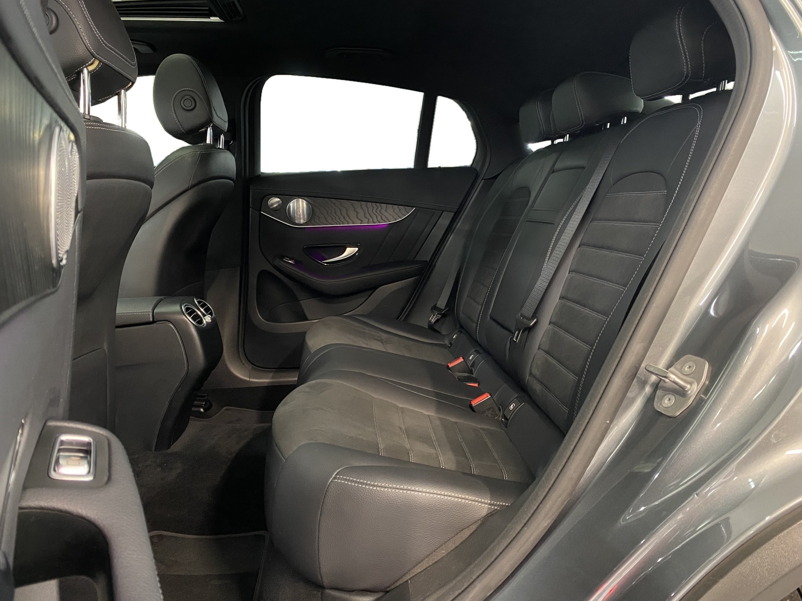 MERCEDES-BENZ GLC 300 d AMG Line 4MATIC Coupé-image-7