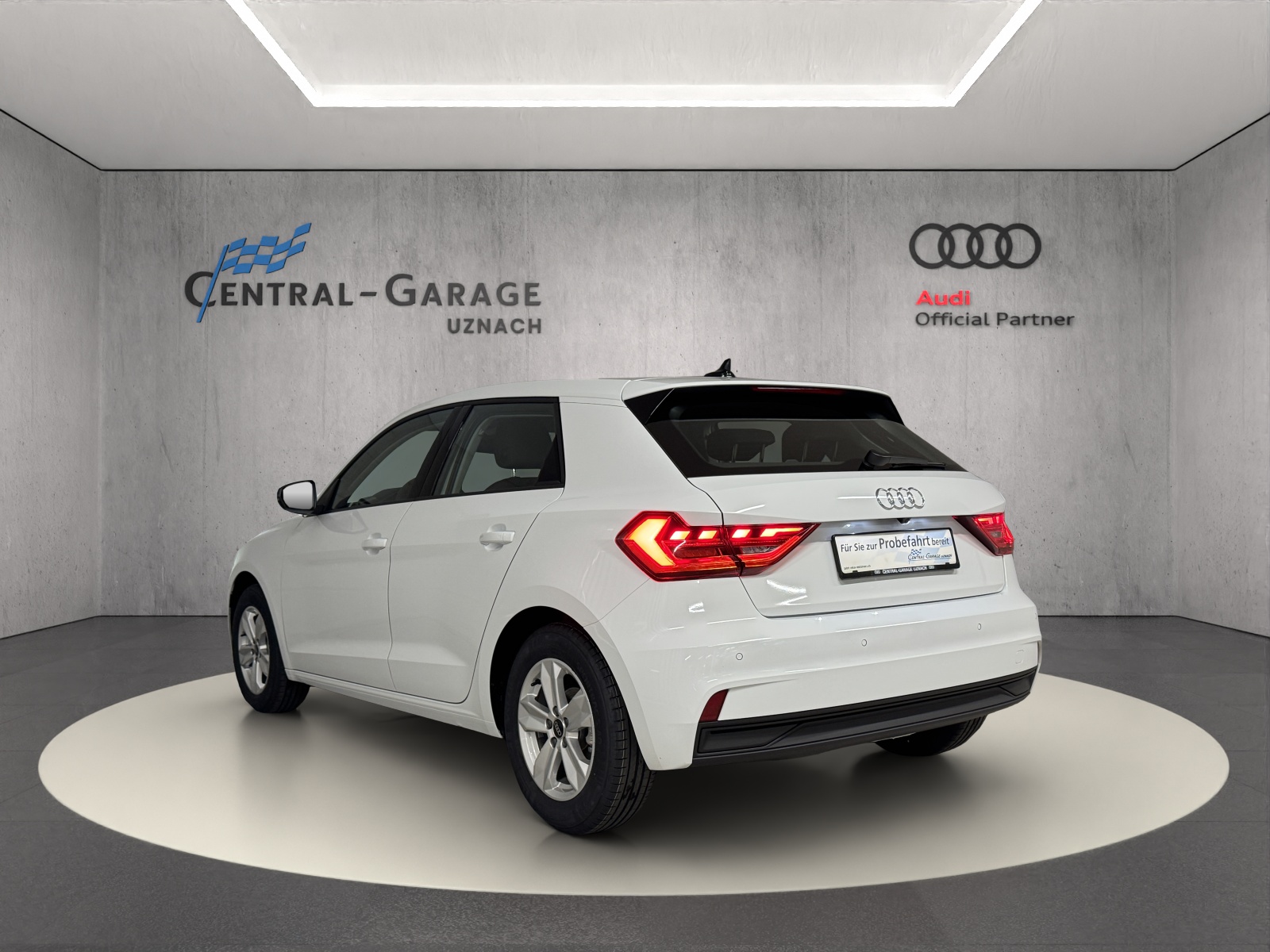 AUDI A1 Sportback 30 TFSI Attraction S-tronic-showroom-element-2