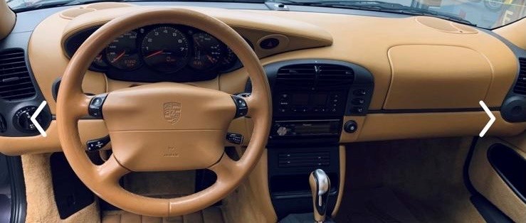PORSCHE 911 Carrera 4-image-8
