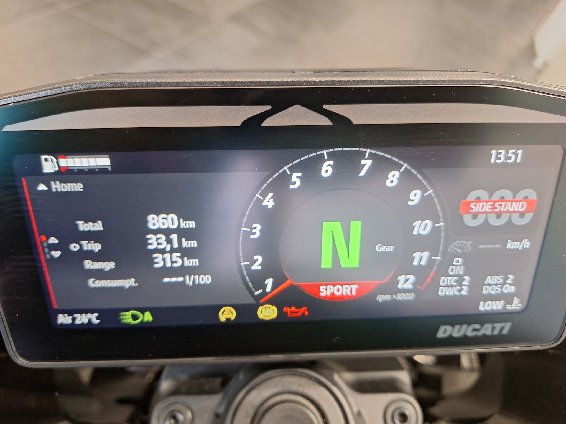 DUCATI X Diavel V4-image-1