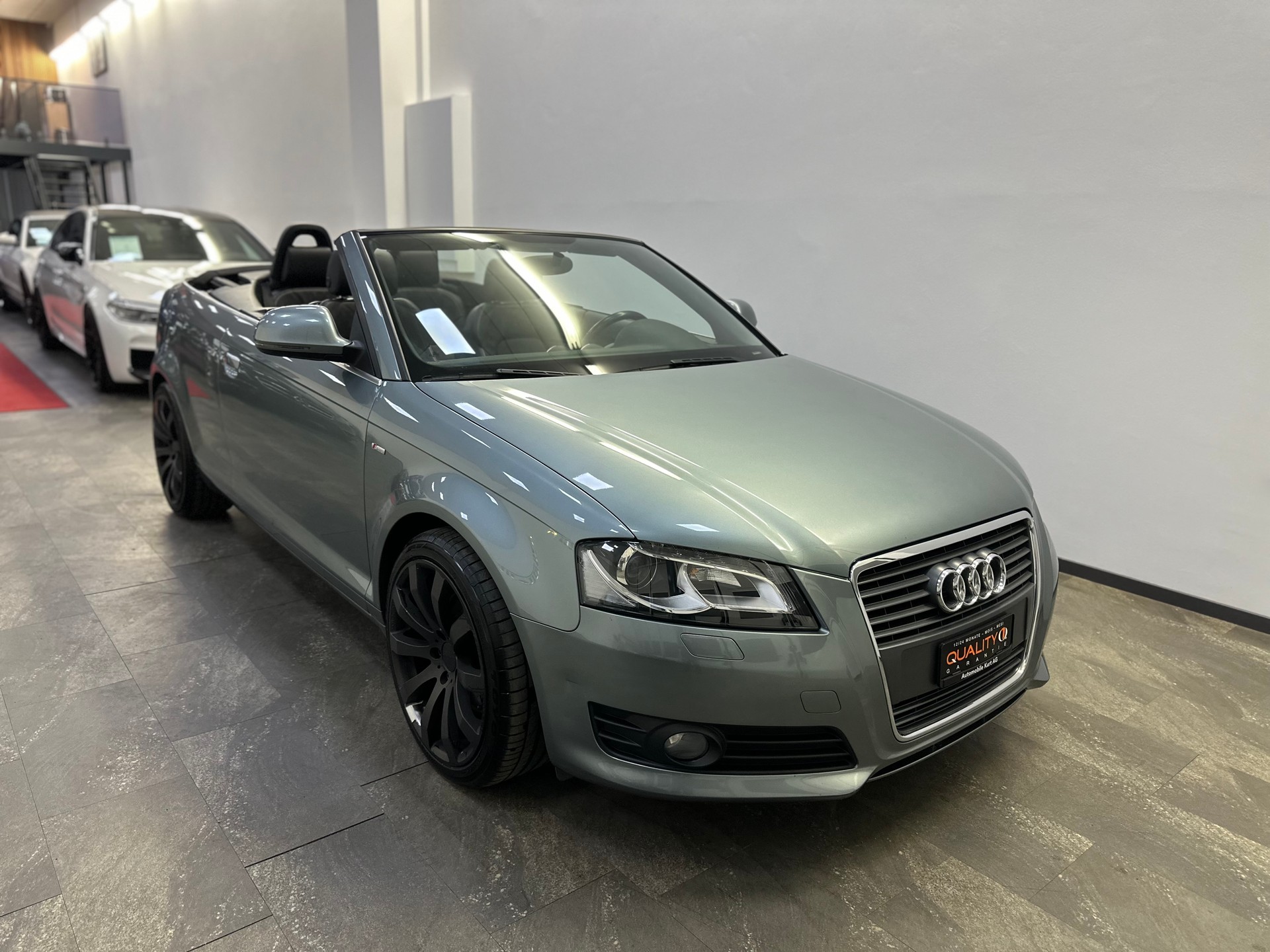 AUDI A3 Cabriolet 2.0 TFSI Attraction-image-9