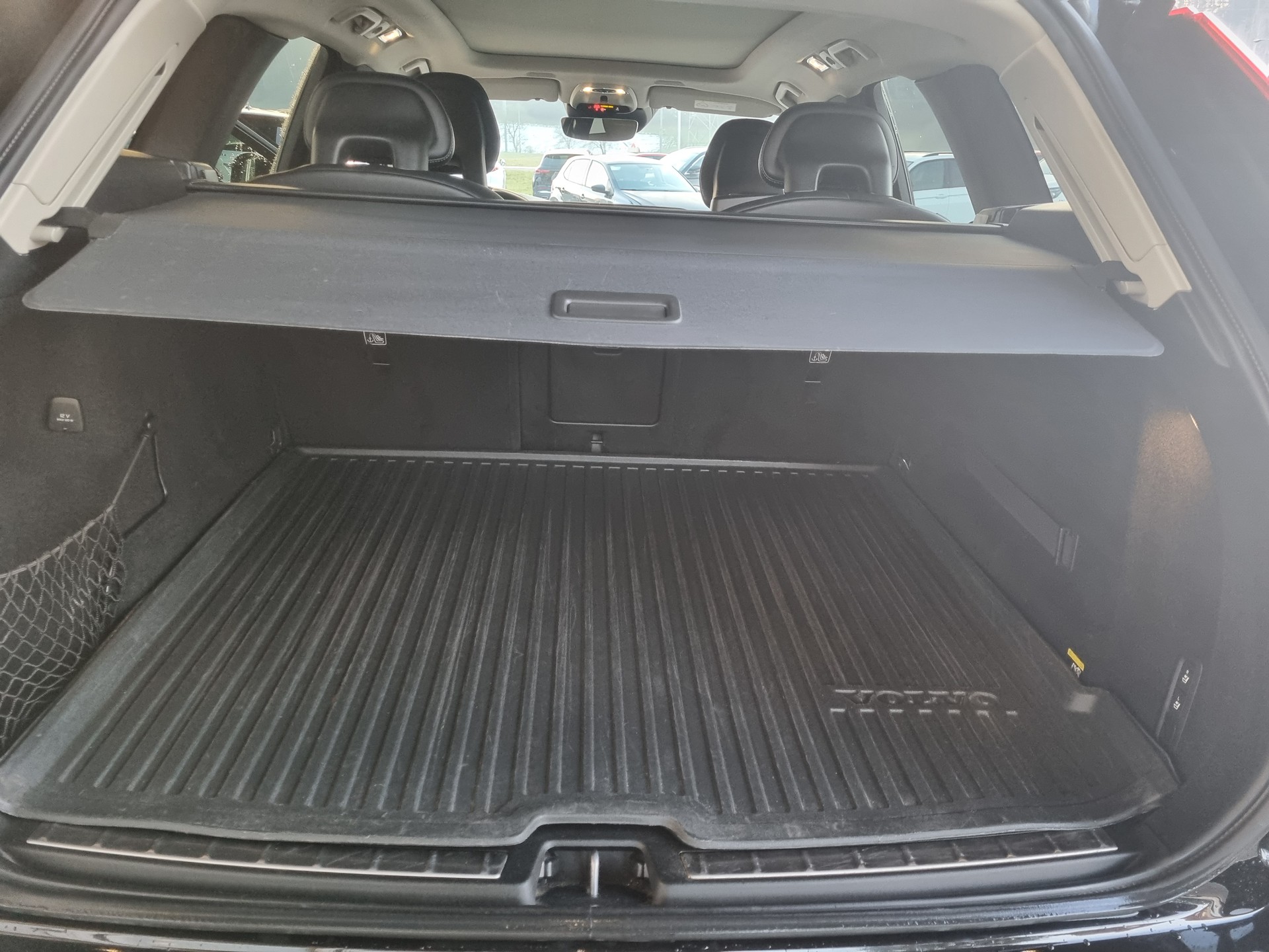 VOLVO XC60 D5 AWD Inscription Geartronic-image-10