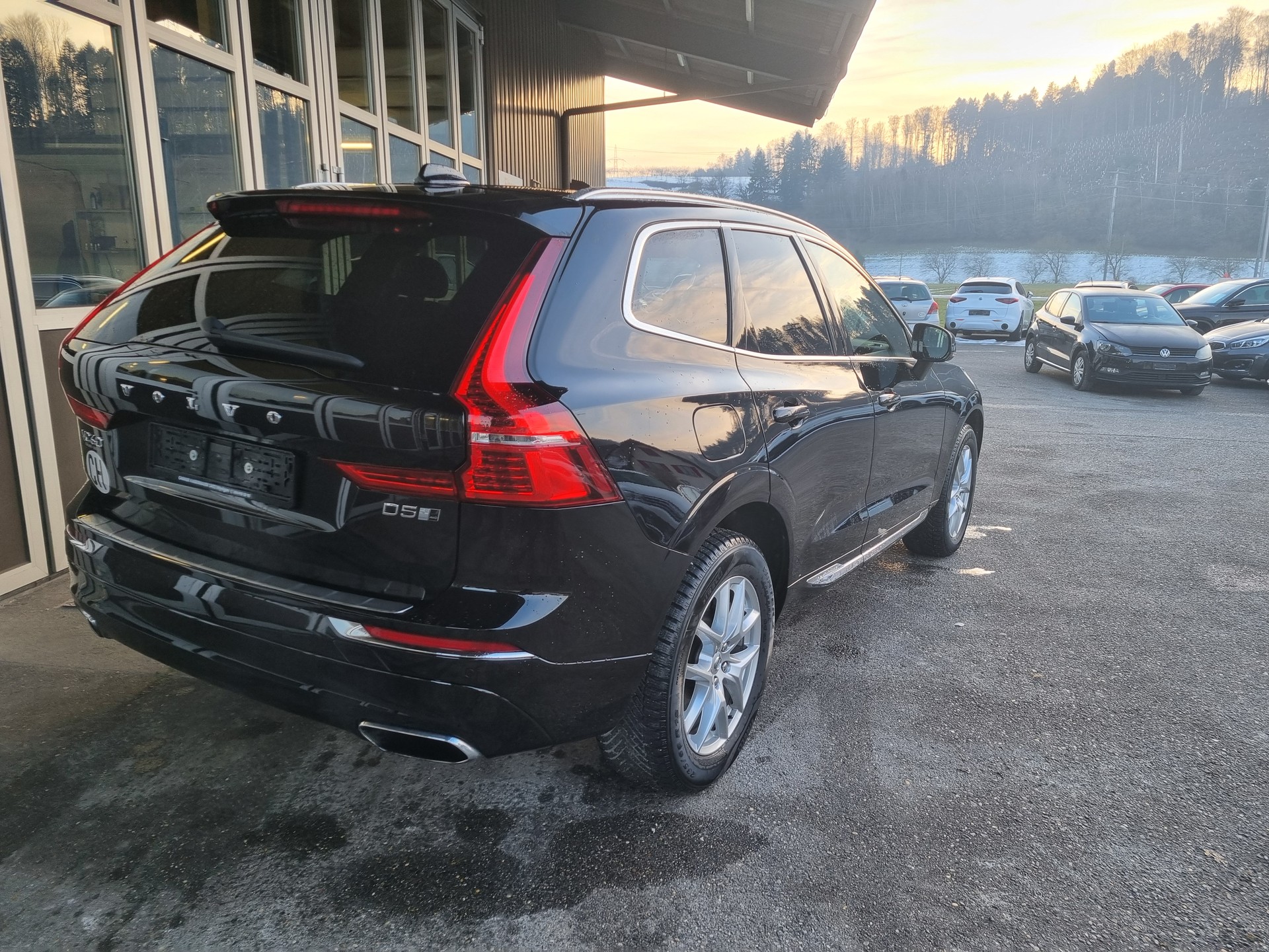 VOLVO XC60 D5 AWD Inscription Geartronic-showroom-element-3