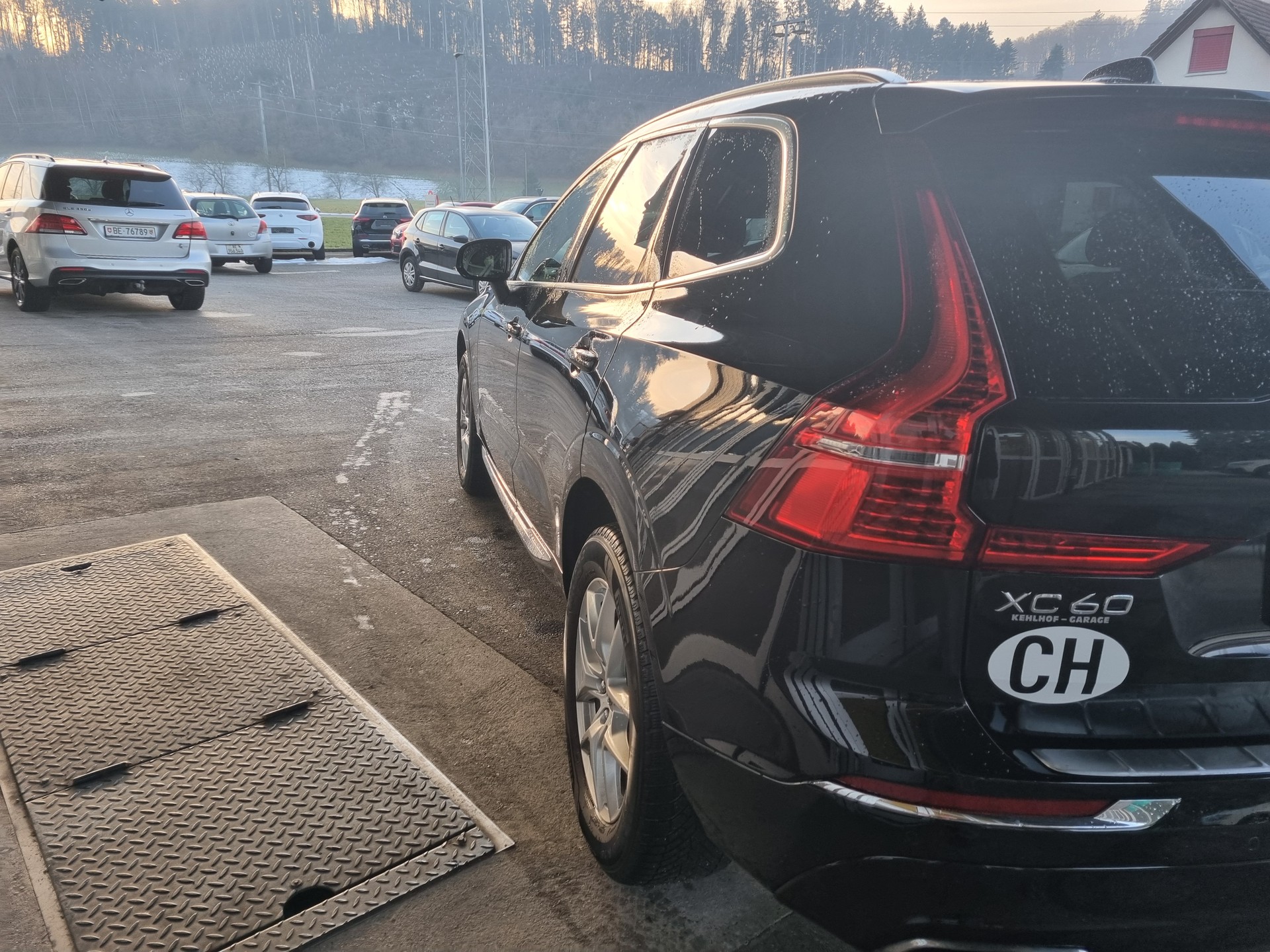 VOLVO XC60 D5 AWD Inscription Geartronic-image-5