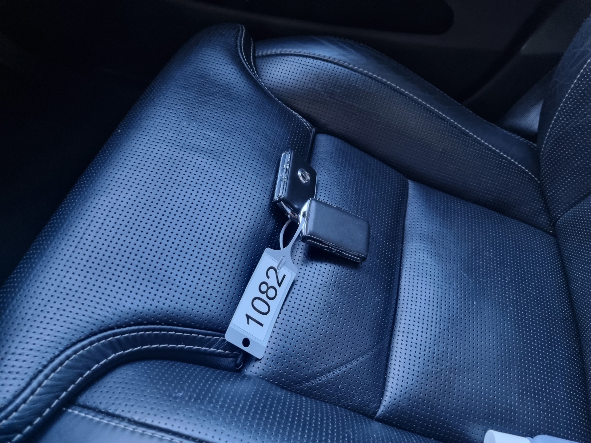 VOLVO XC60 D5 AWD Inscription Geartronic-image-14