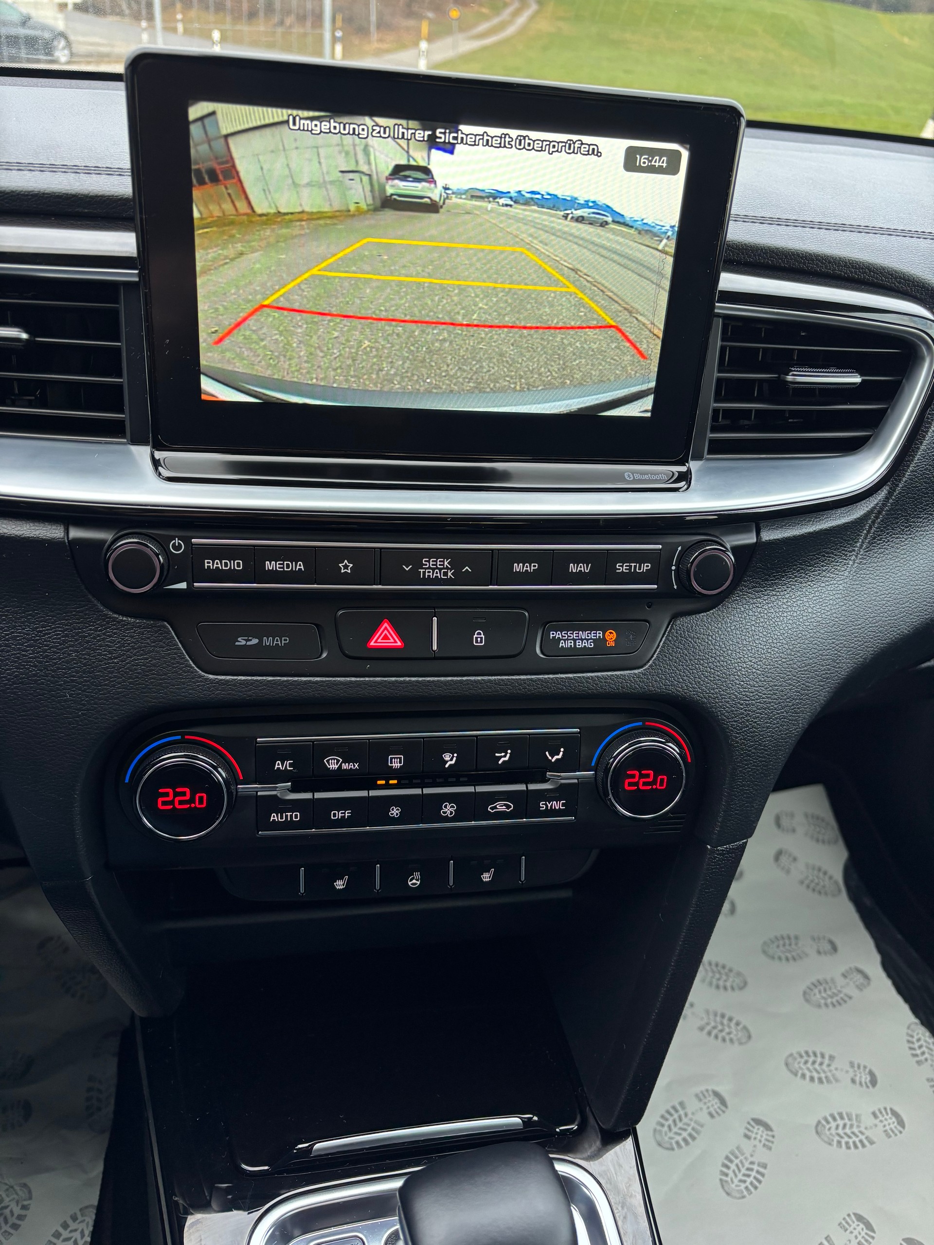 KIA ProCeed 1.4 T-GDi GT-Line DCT-image-12