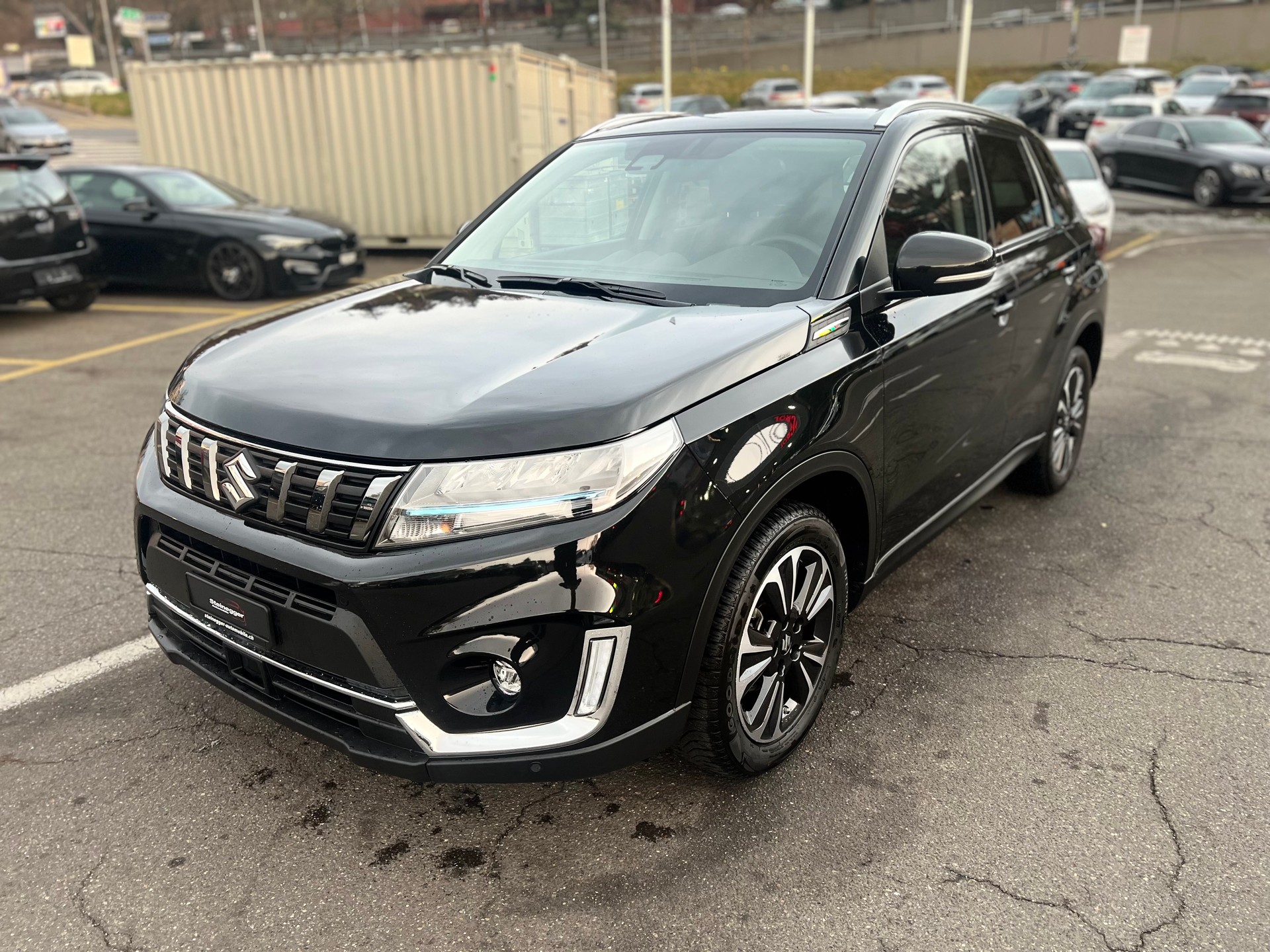 SUZUKI Vitara 1.5 Hybrid Piz Sulai Top 4x4 AGS-image-4