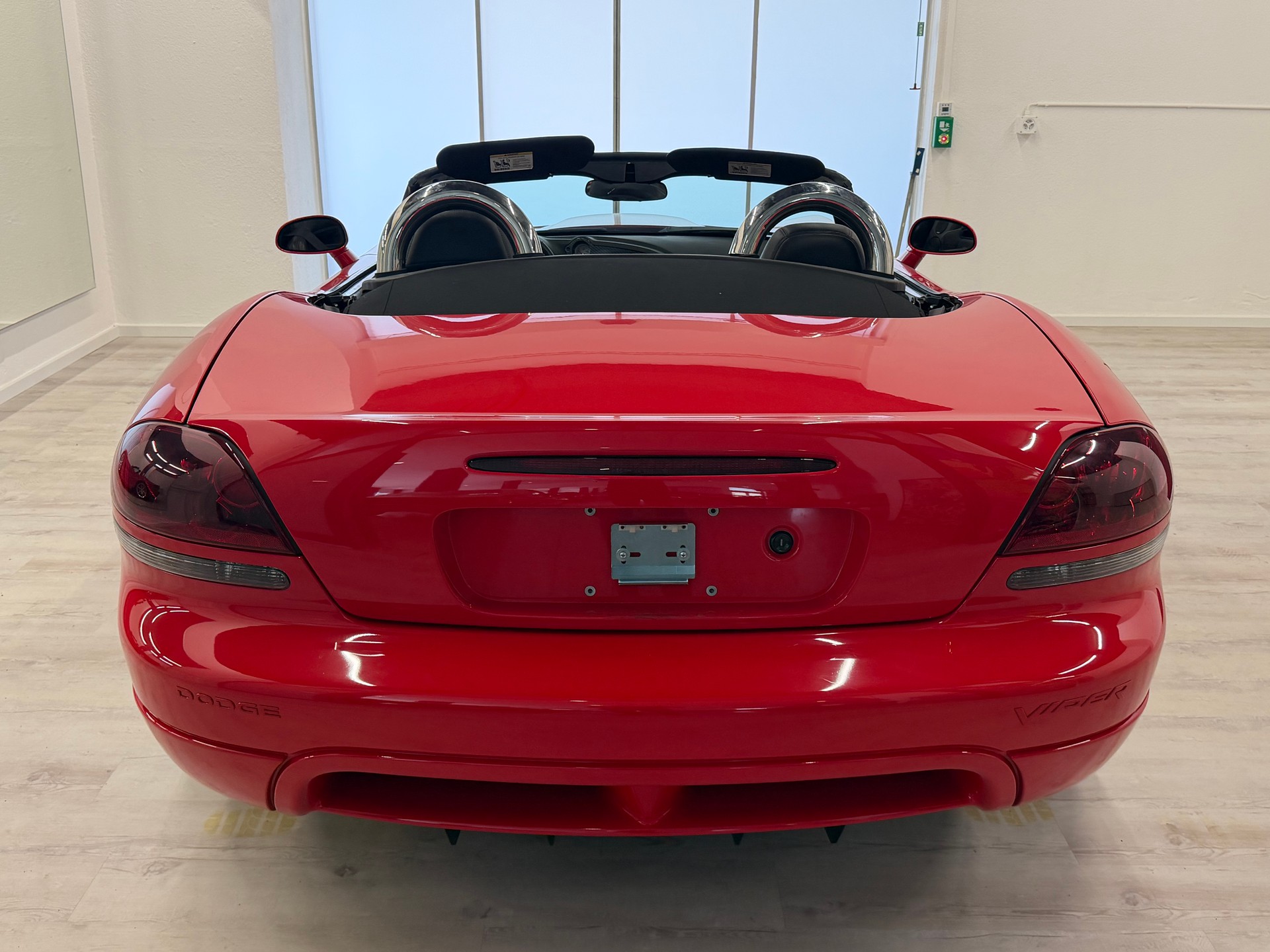 DODGE Viper SRT-10-image-8