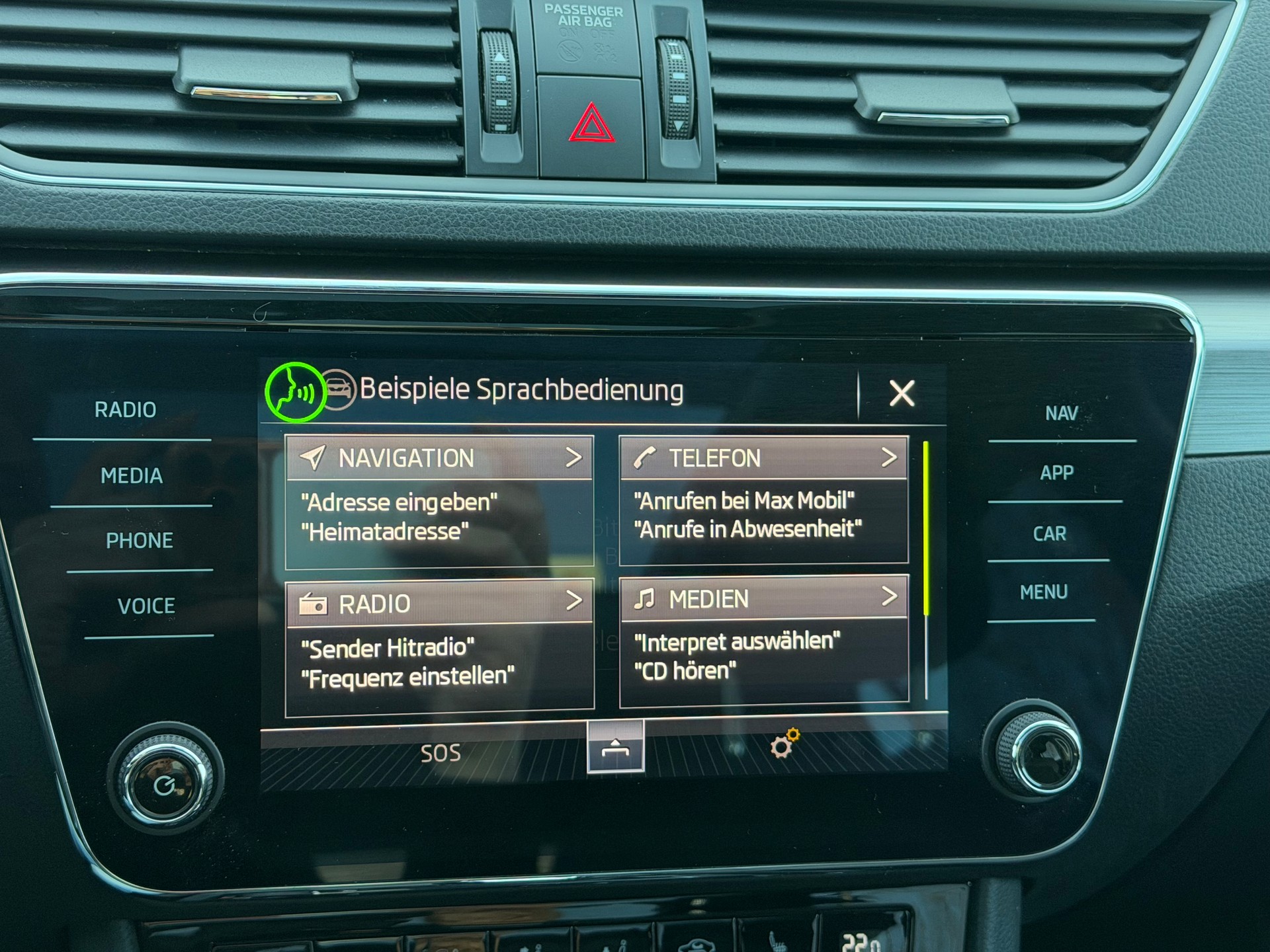 SKODA Superb Combi 2.0 TSI Style DSG 4x4-image-20