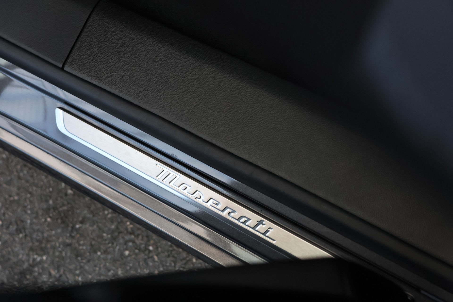 MASERATI Grecale 2.0 MHEV Modena Hybrid Automatica (CH)-image-25