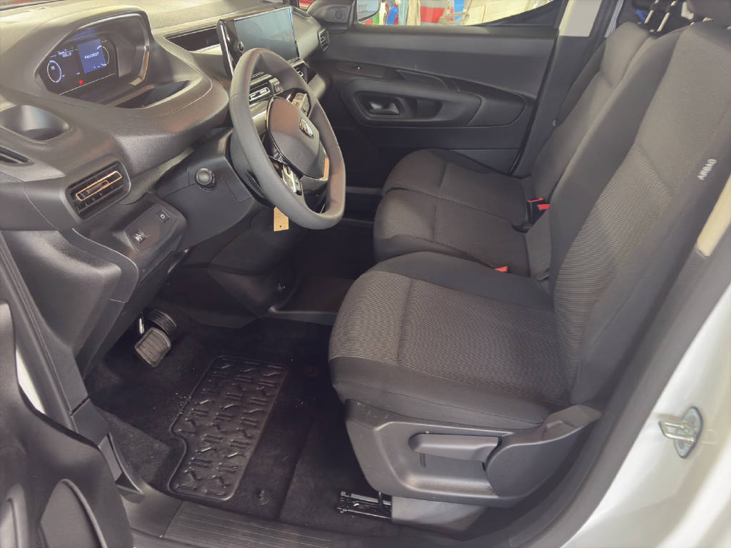 PEUGEOT Partner Kaw. 650 Standard 1.5 BlueHDI 130 S/S-image-4