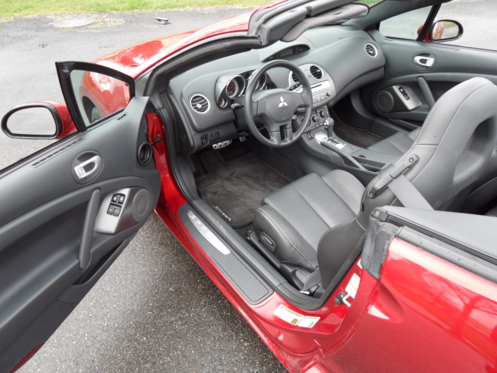 MITSUBISHI SPYDER ECL 3.8L Automat Cabrio-image-4