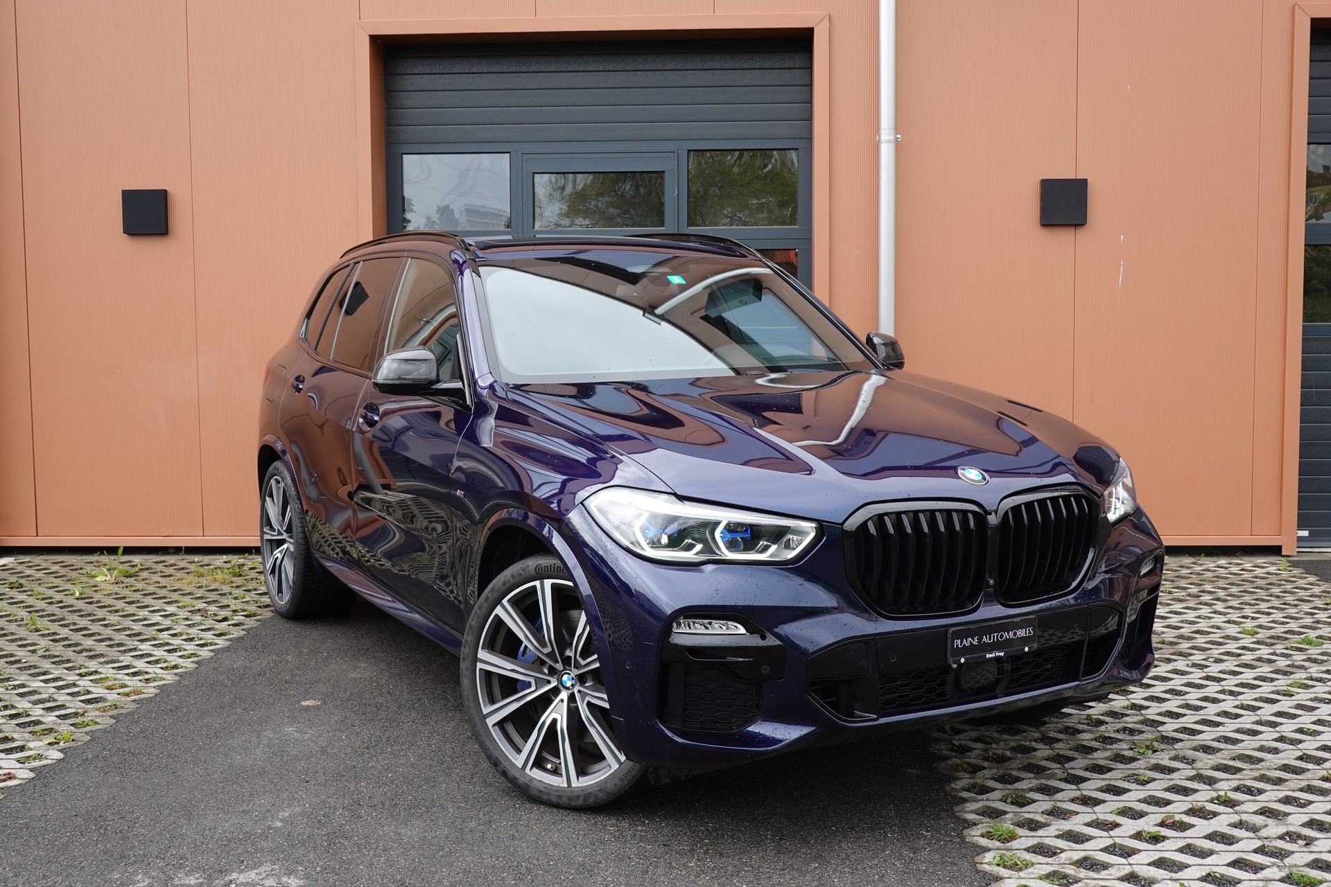 BMW X5 xDrive 48V 40d M Sport * CH Auto * Harman Kardon * Camera 360 * Roues 22 * Toutes aides Conduites *