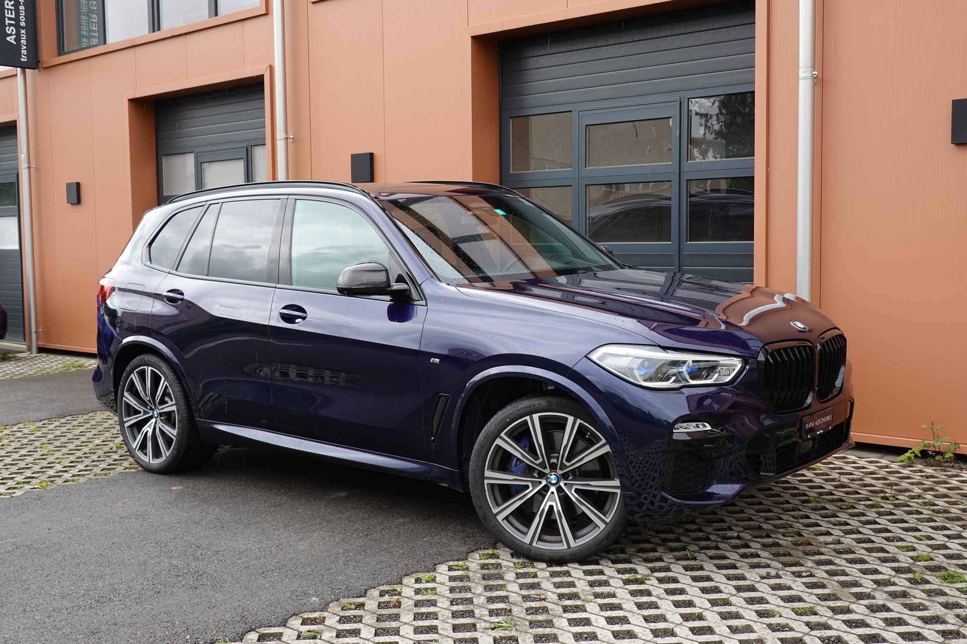 BMW X5 xDrive 48V 40d M Sport * CH Auto * Harman Kardon * Camera 360 * Roues 22 * Toutes aides Conduites *-image-6