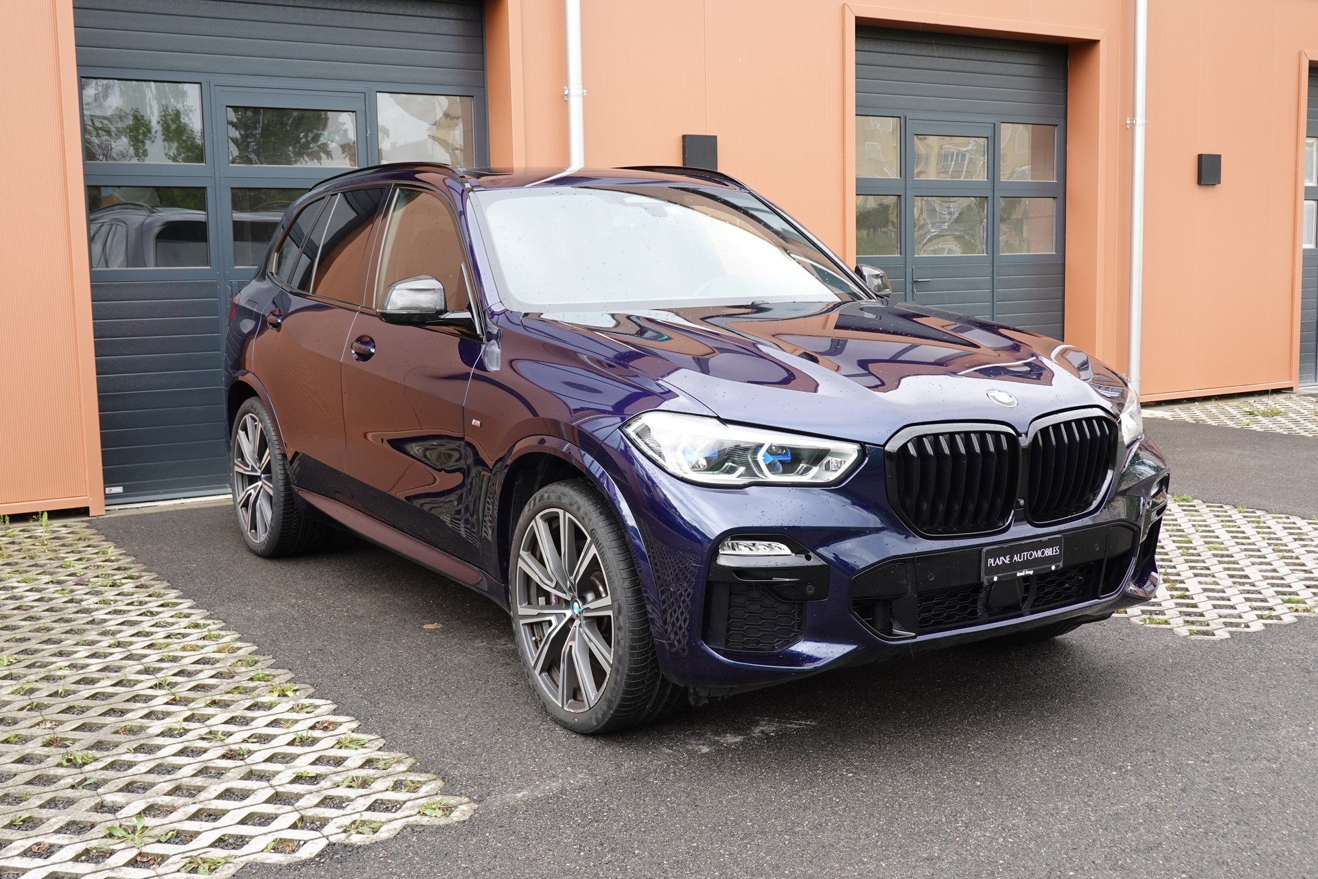 BMW X5 xDrive 48V 40d M Sport * CH Auto * Harman Kardon * Camera 360 * Roues 22 * Toutes aides Conduites *-showroom-element-2