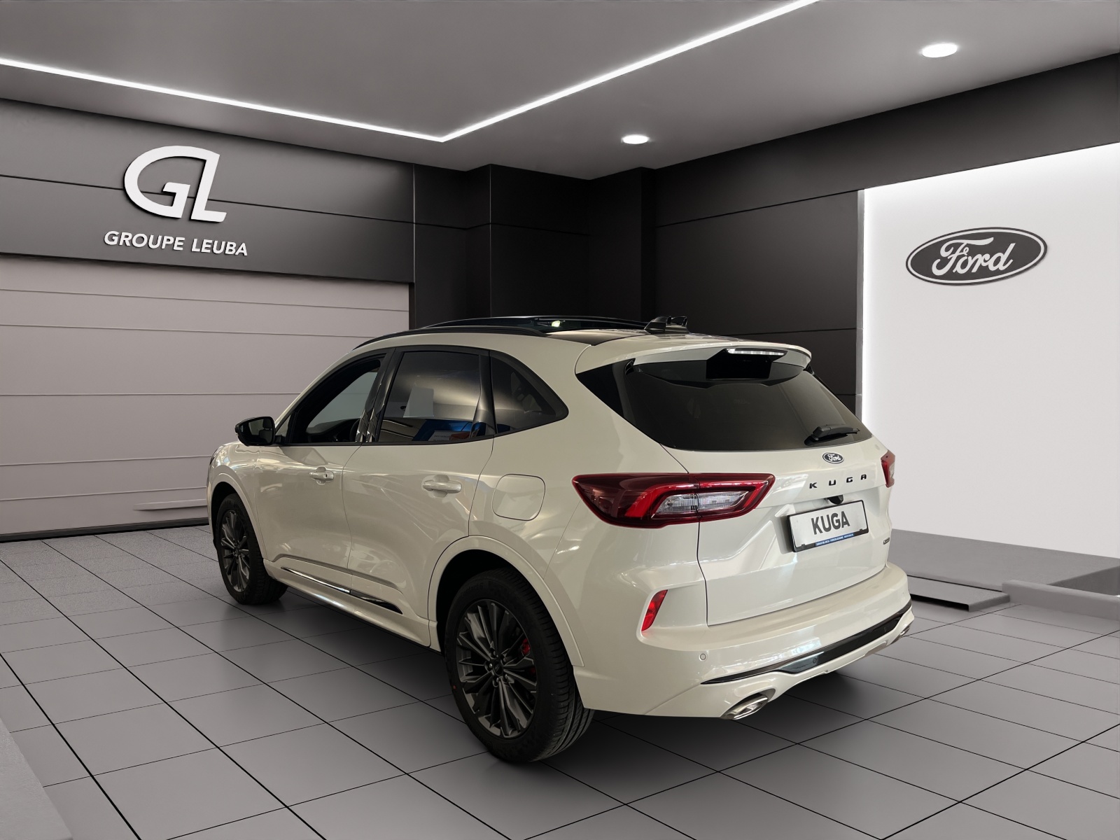 FORD Kuga 2.5 FHEV Sound Edition 4WD-showroom-element-2