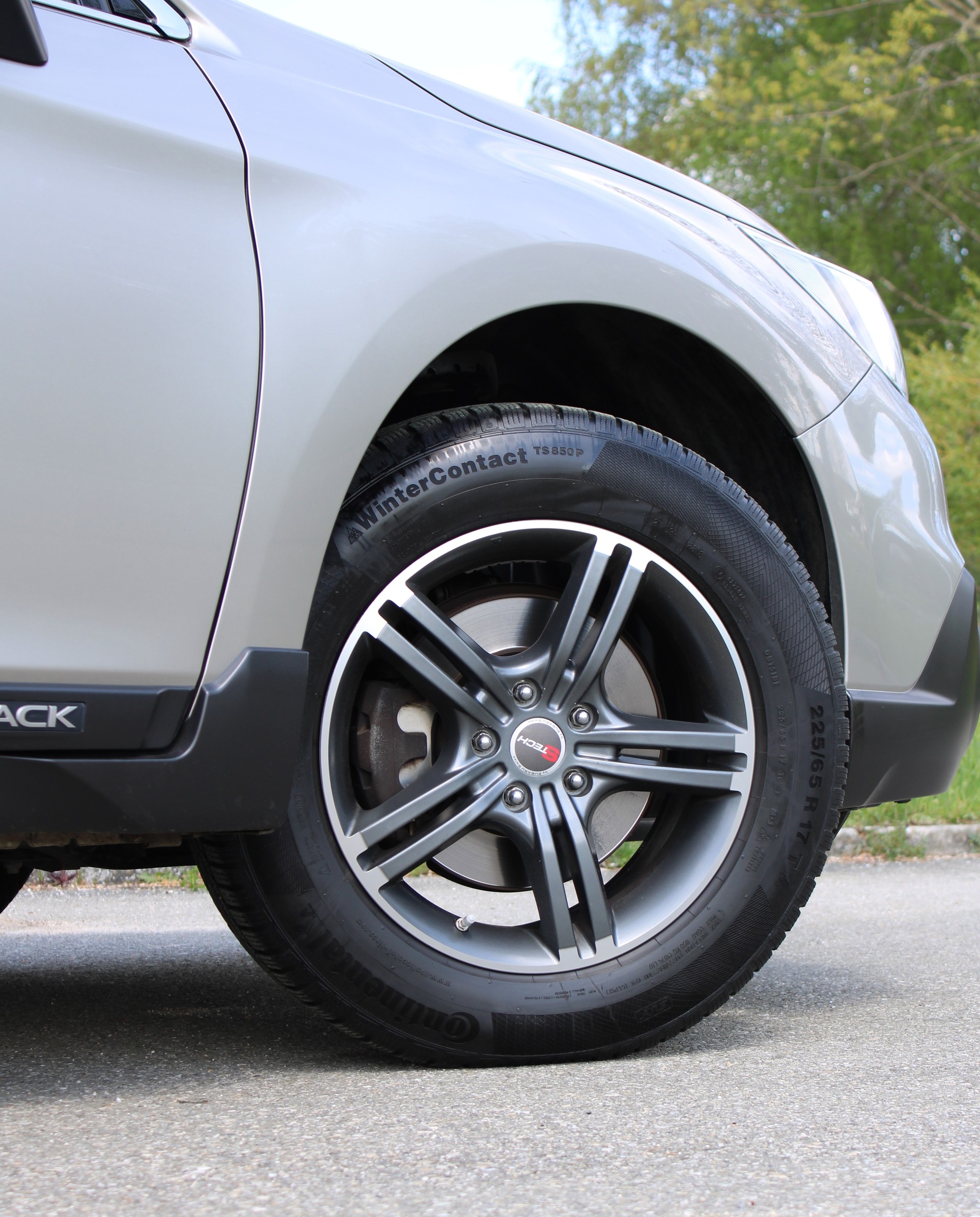 SUBARU Outback 2.5i Swiss AWD Lineartronic-image-8