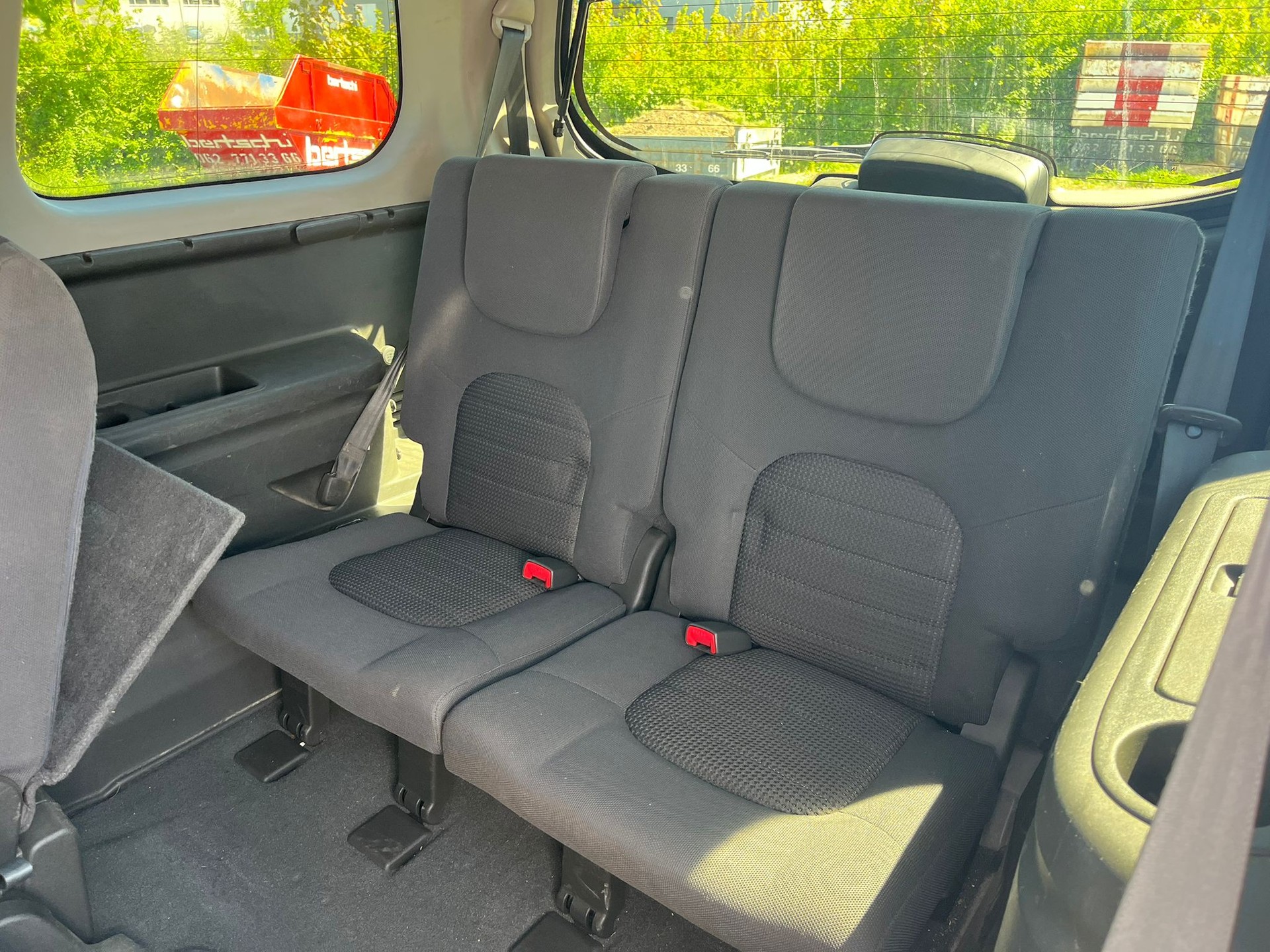 NISSAN Pathfinder 2.5 dCi LE-image-8