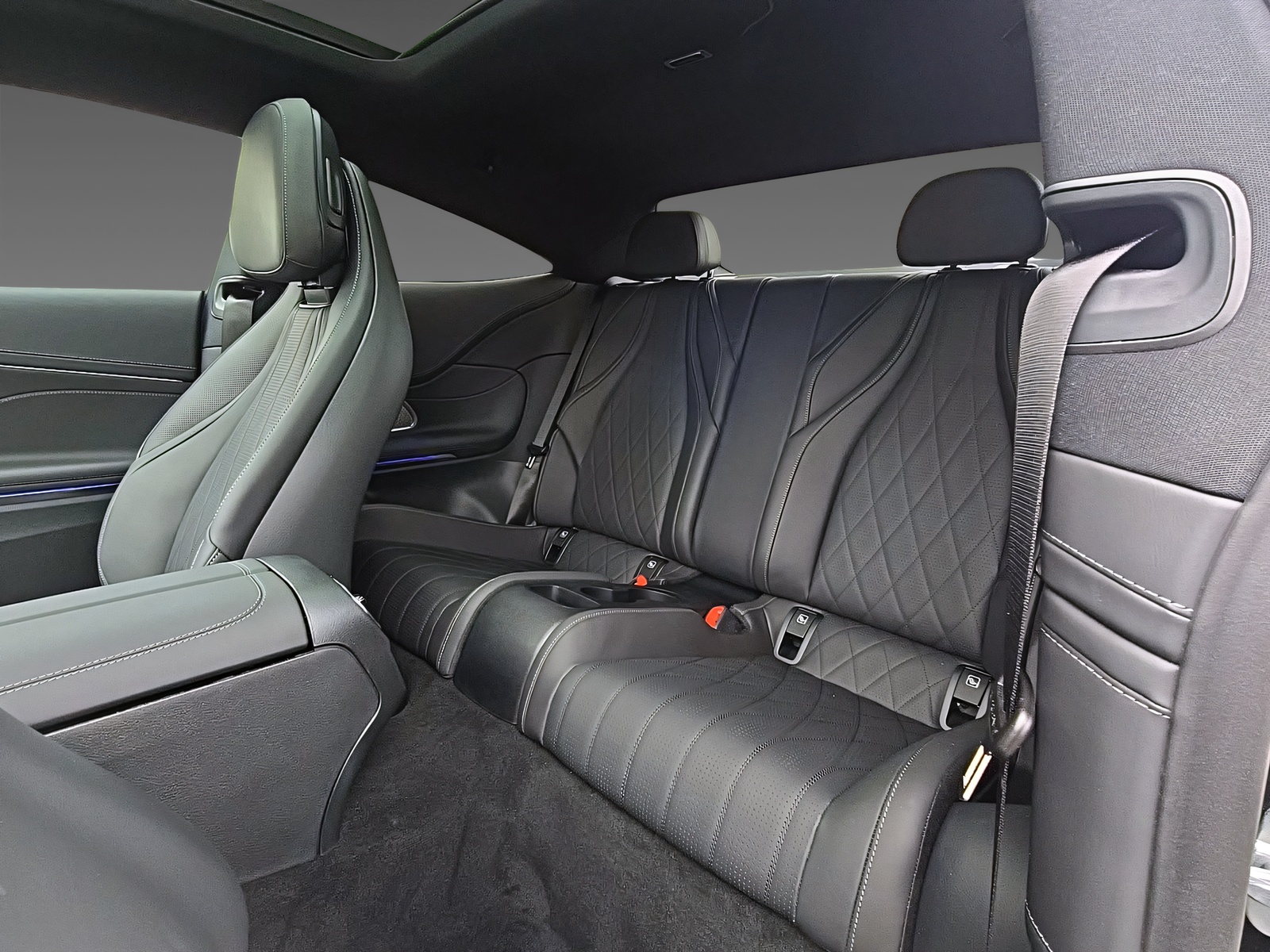 MERCEDES-BENZ CLE 450 4Matic Coupé-image-15