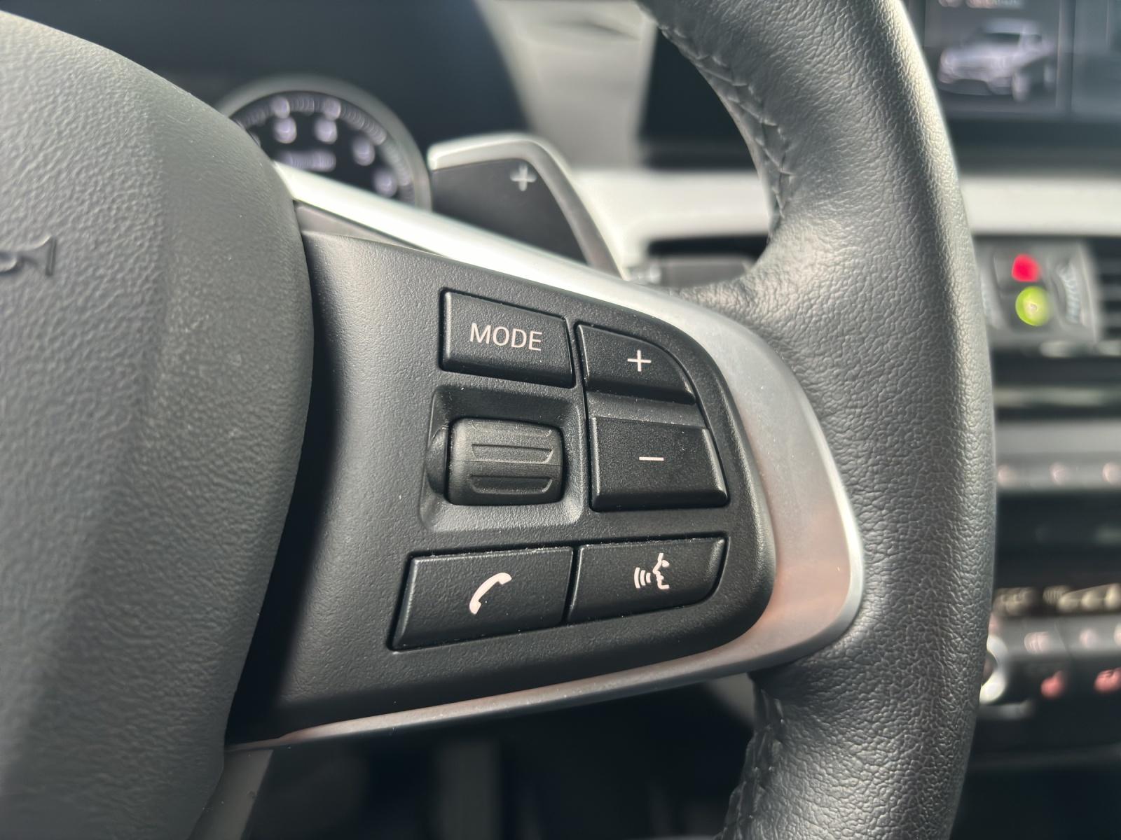 BMW X1 20i xDrive SAG-image-14