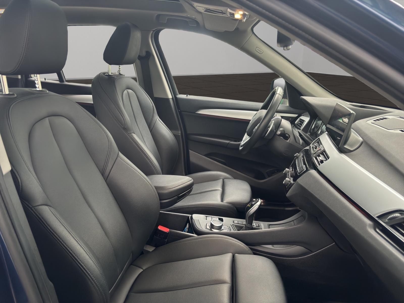 BMW X1 20i xDrive SAG-image-10