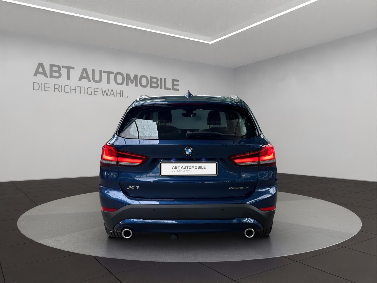 BMW X1 20i xDrive SAG-image-4