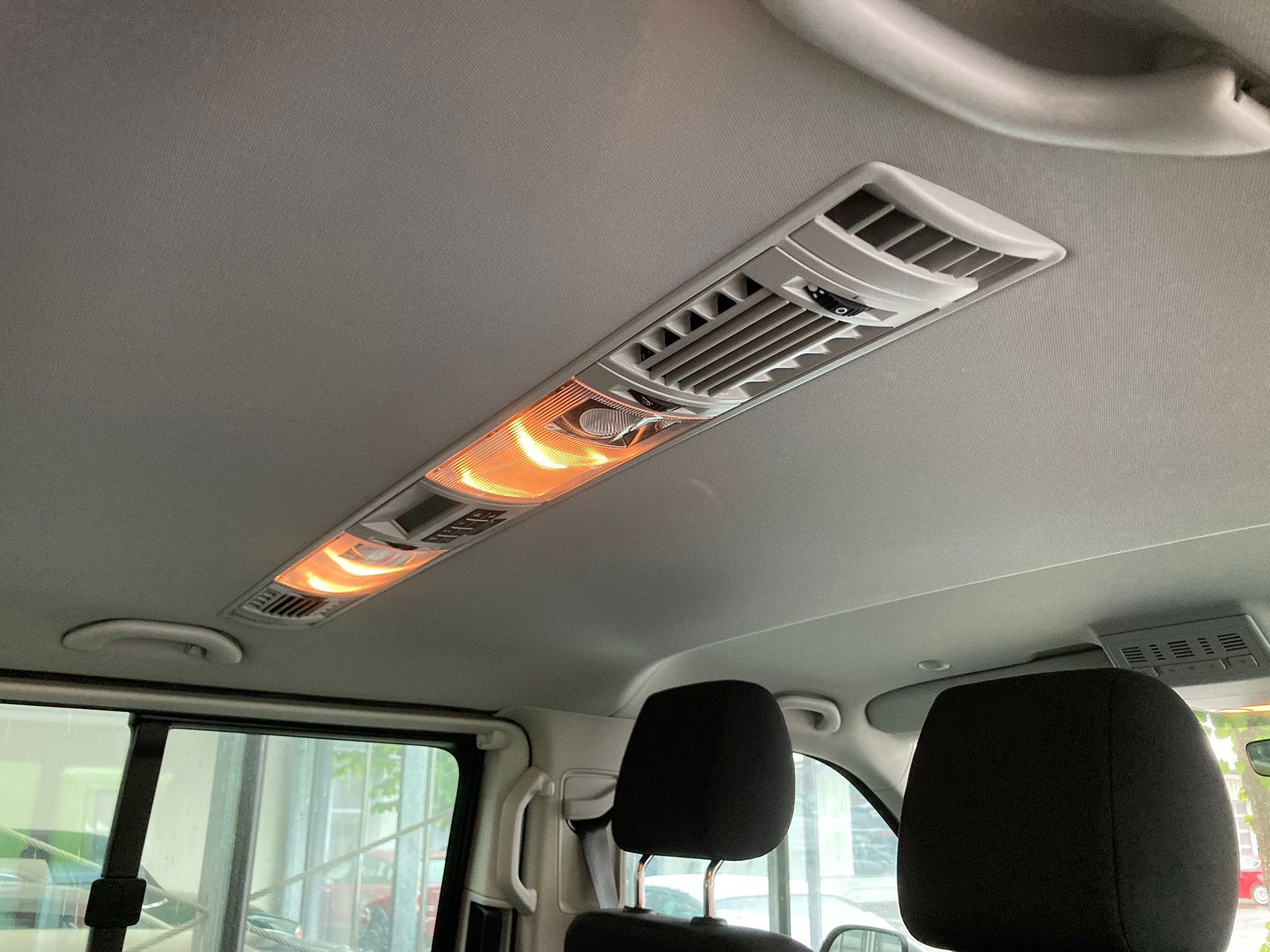 VW T6 2.0 TDI 4Motion-image-4