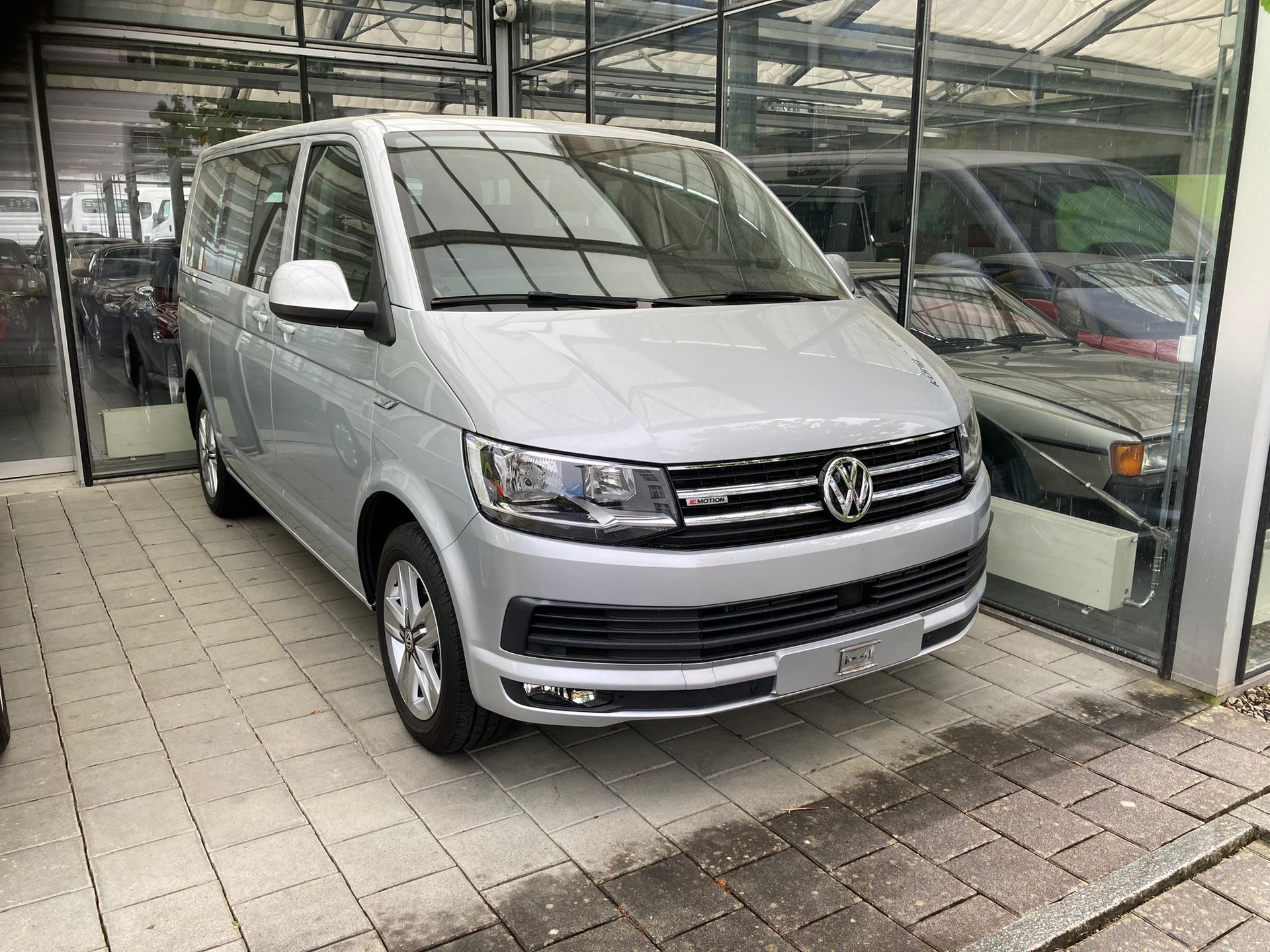 VW T6 2.0 TDI 4Motion-showroom-element-2