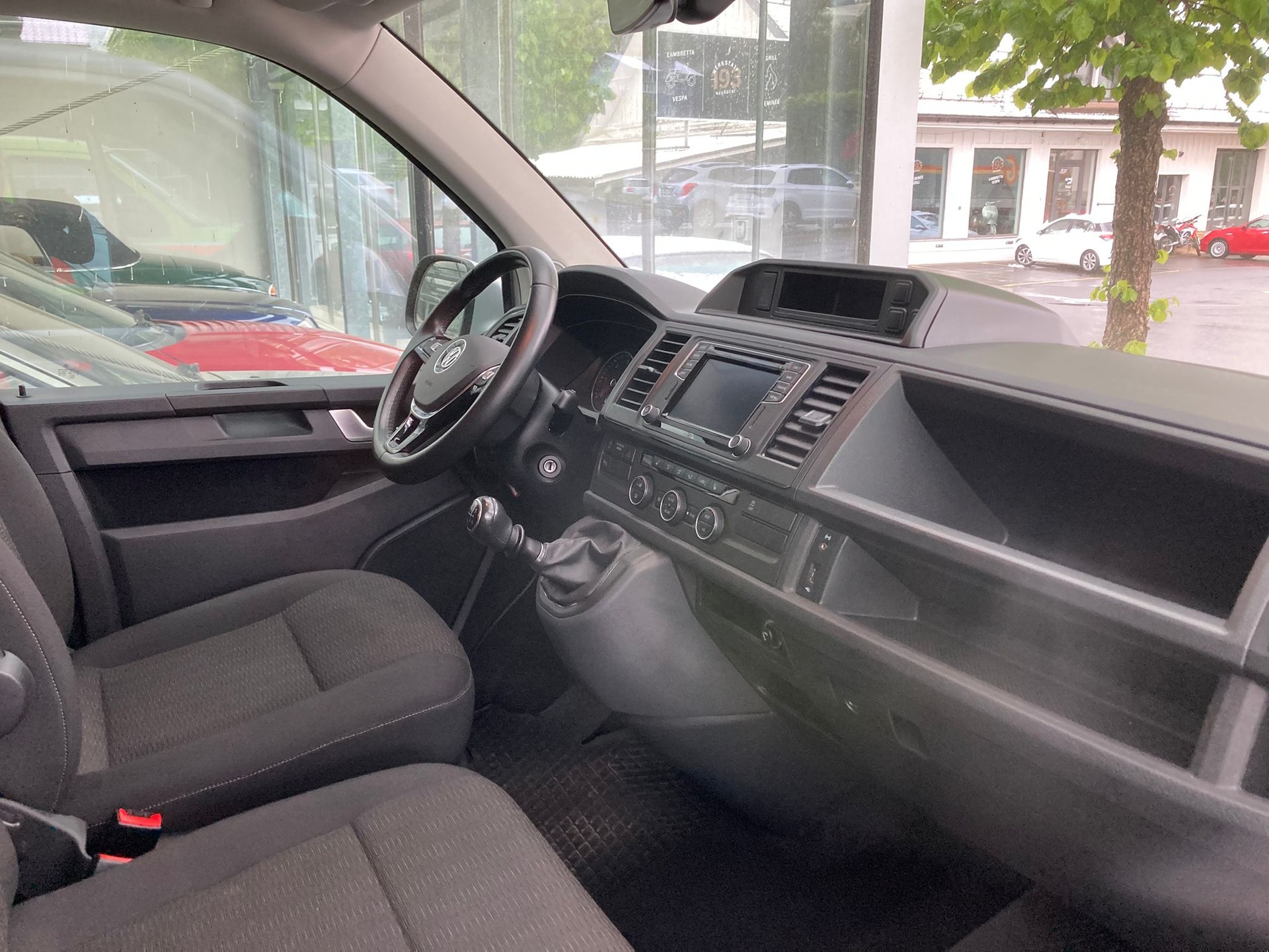 VW T6 2.0 TDI 4Motion-image-8