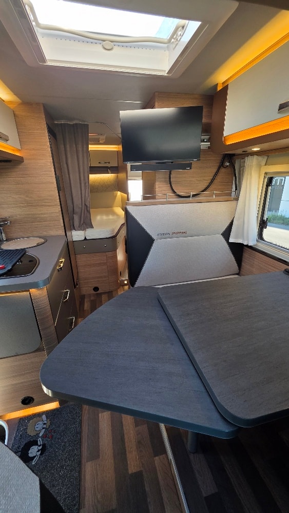 WEINSBERG CaraCompact 600MF Edition Pepper-image-3