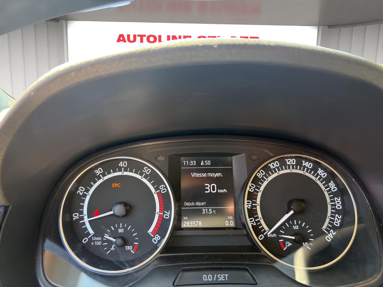 SKODA Fabia 1.2 TSI Style-image-10