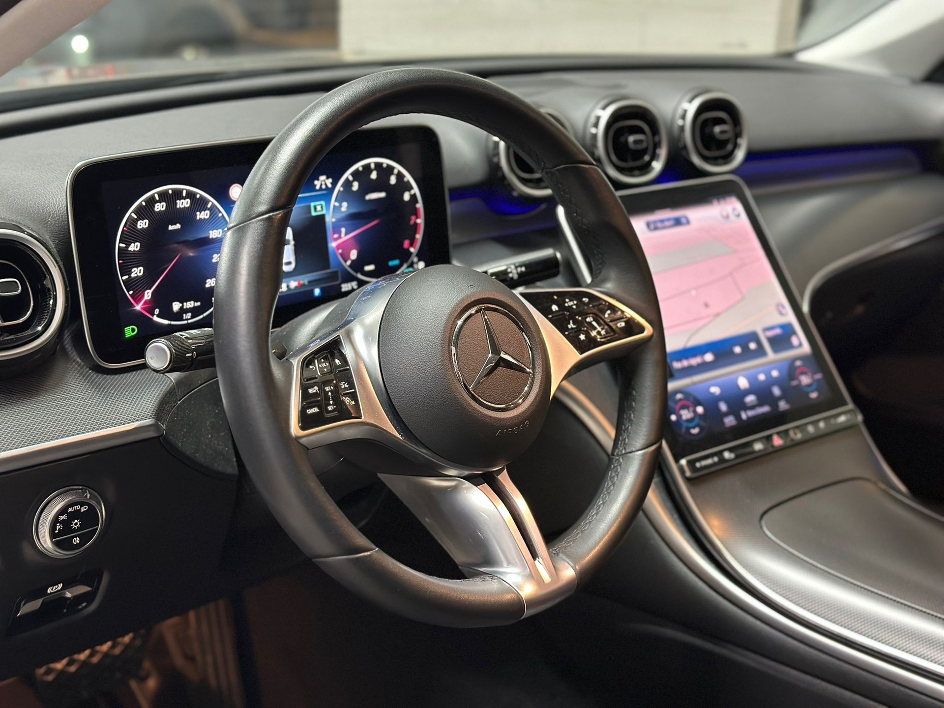 MERCEDES-BENZ C 200 4Matic Avantgarde-image-10