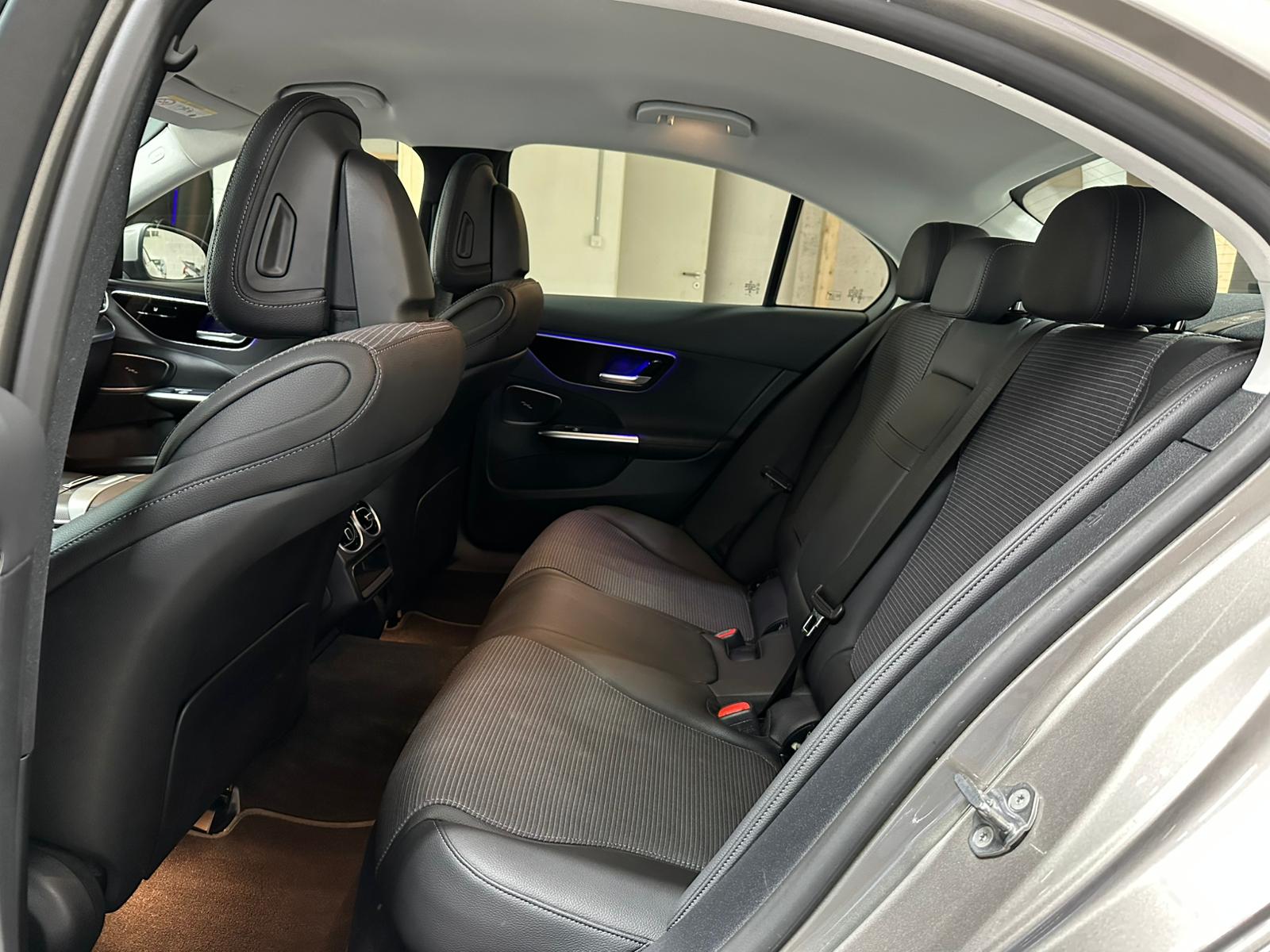 MERCEDES-BENZ C 200 4Matic Avantgarde-image-8