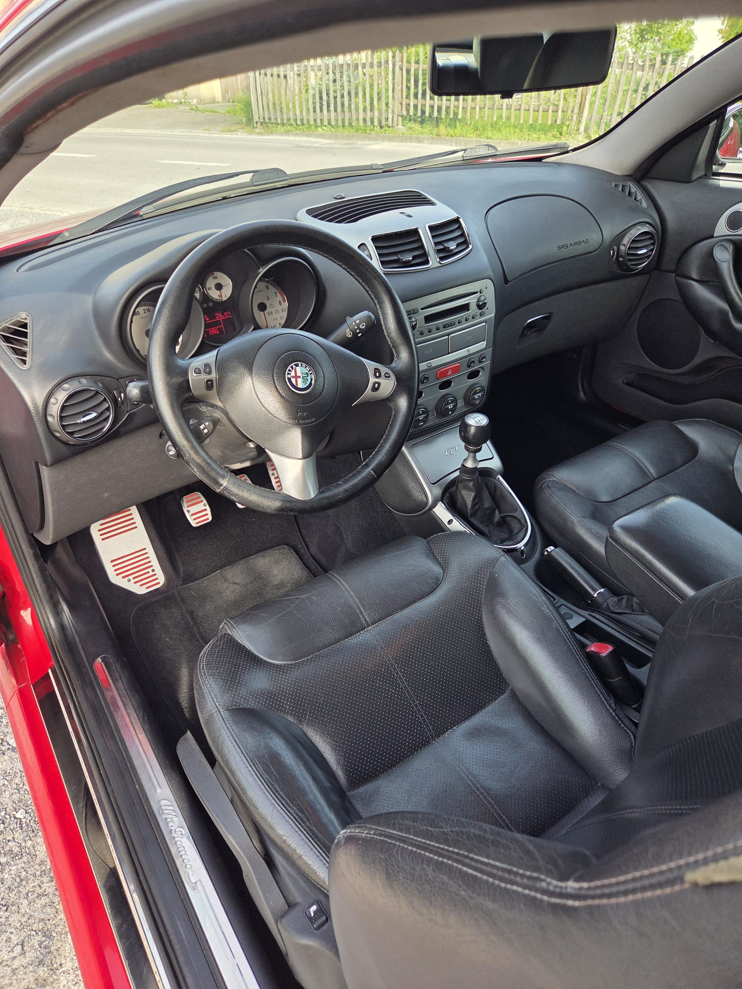 ALFA ROMEO 3.2 V6 24V Distinctive-image-5