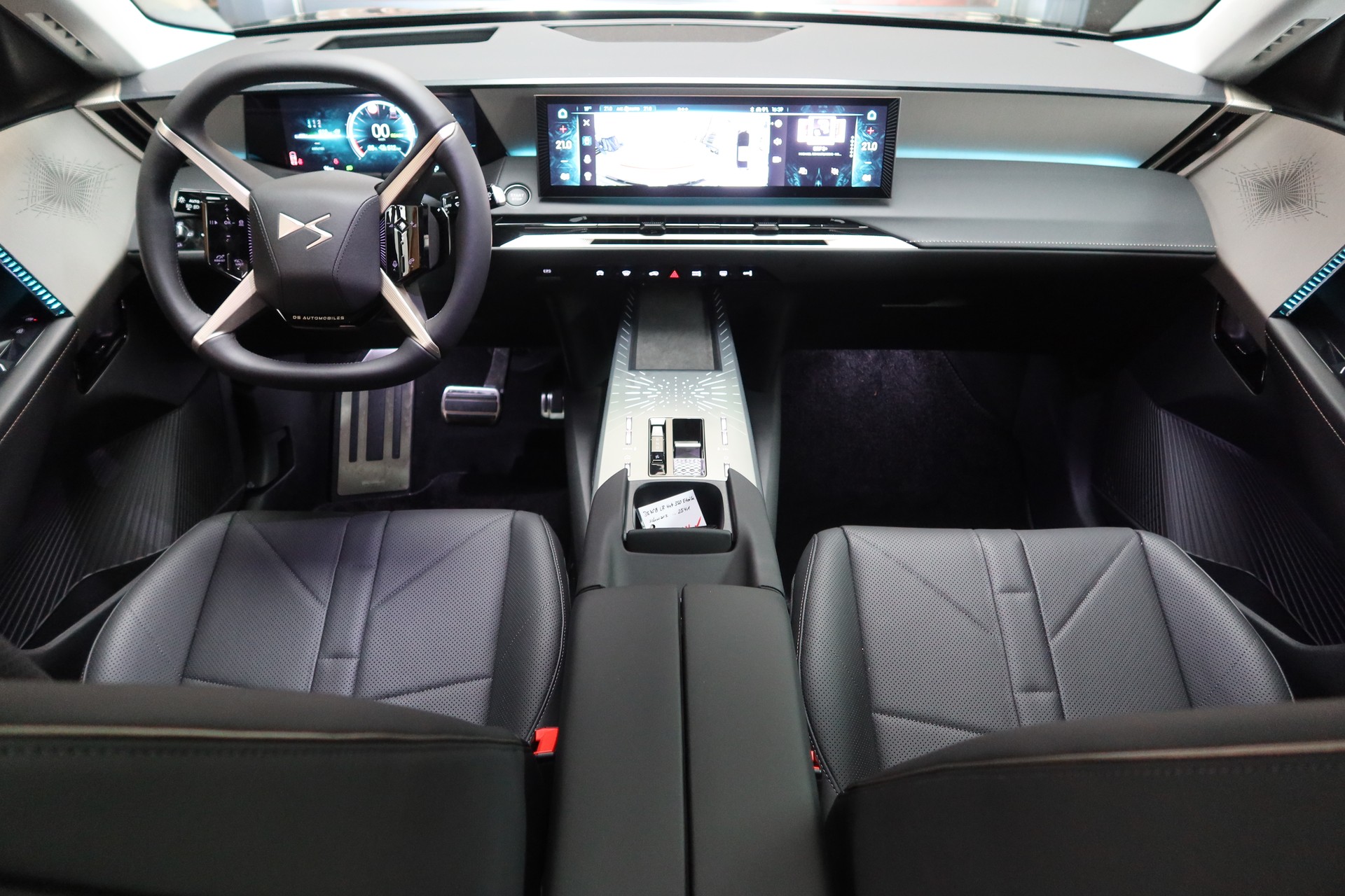 DS AUTOMOBILES DS N8 E-T 350 Etoile LR-image-8