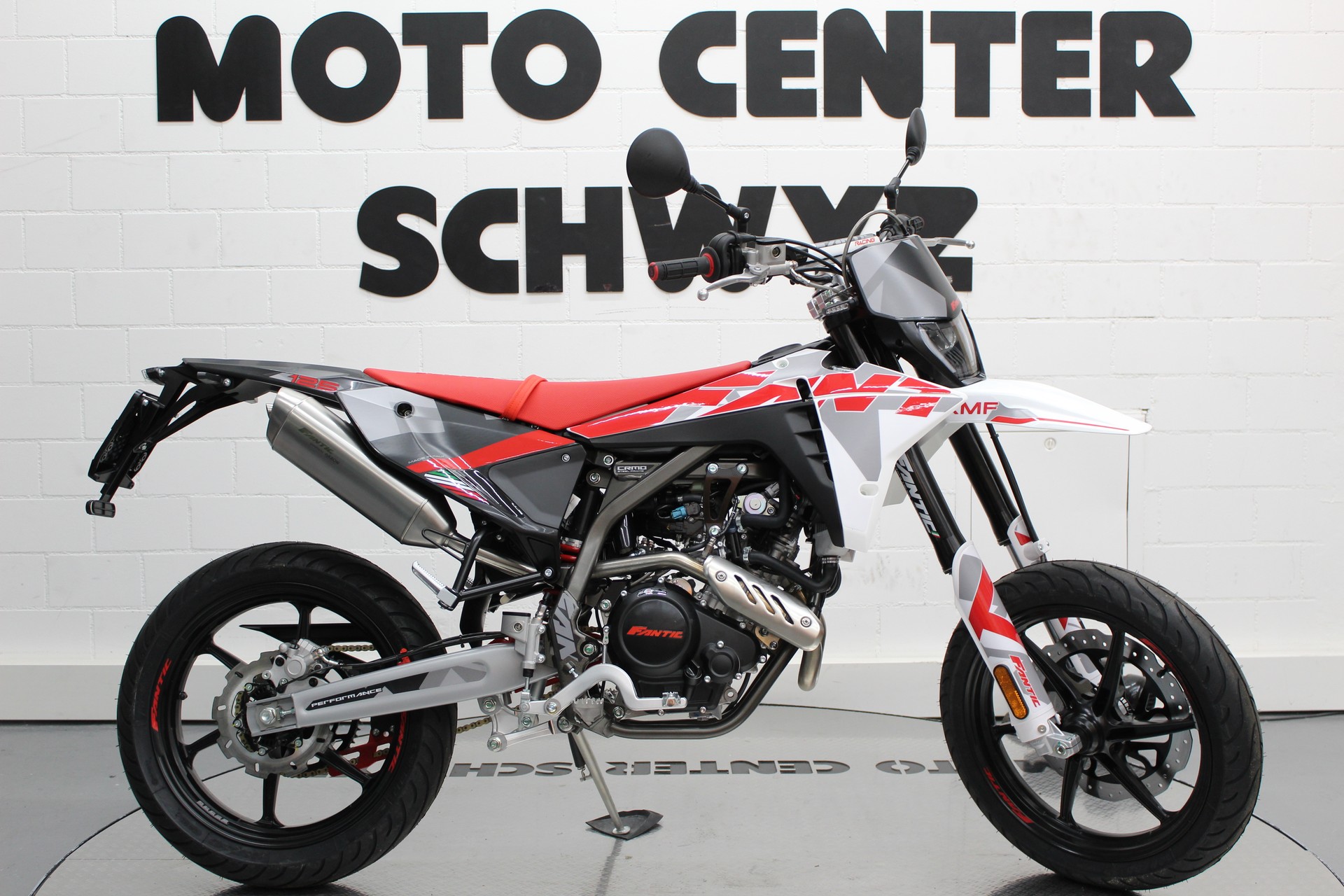 FANTIC XMF 125 PERFORMANCE-image-0