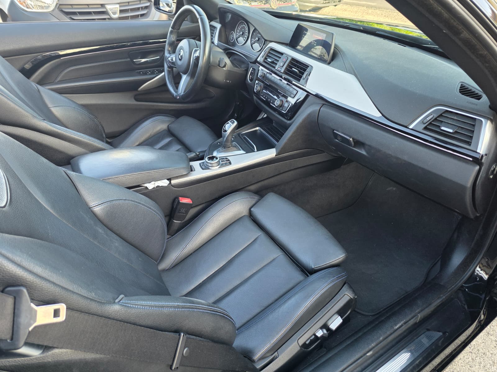 BMW 420d Cabriolet Steptronic-image-9