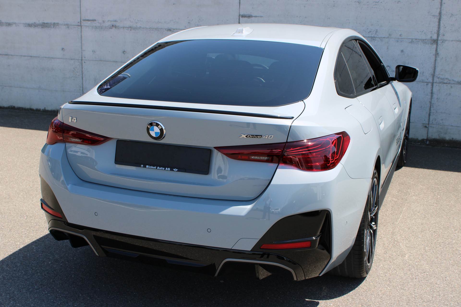 BMW i4 xDrive 40 M Sport Pro-image-6