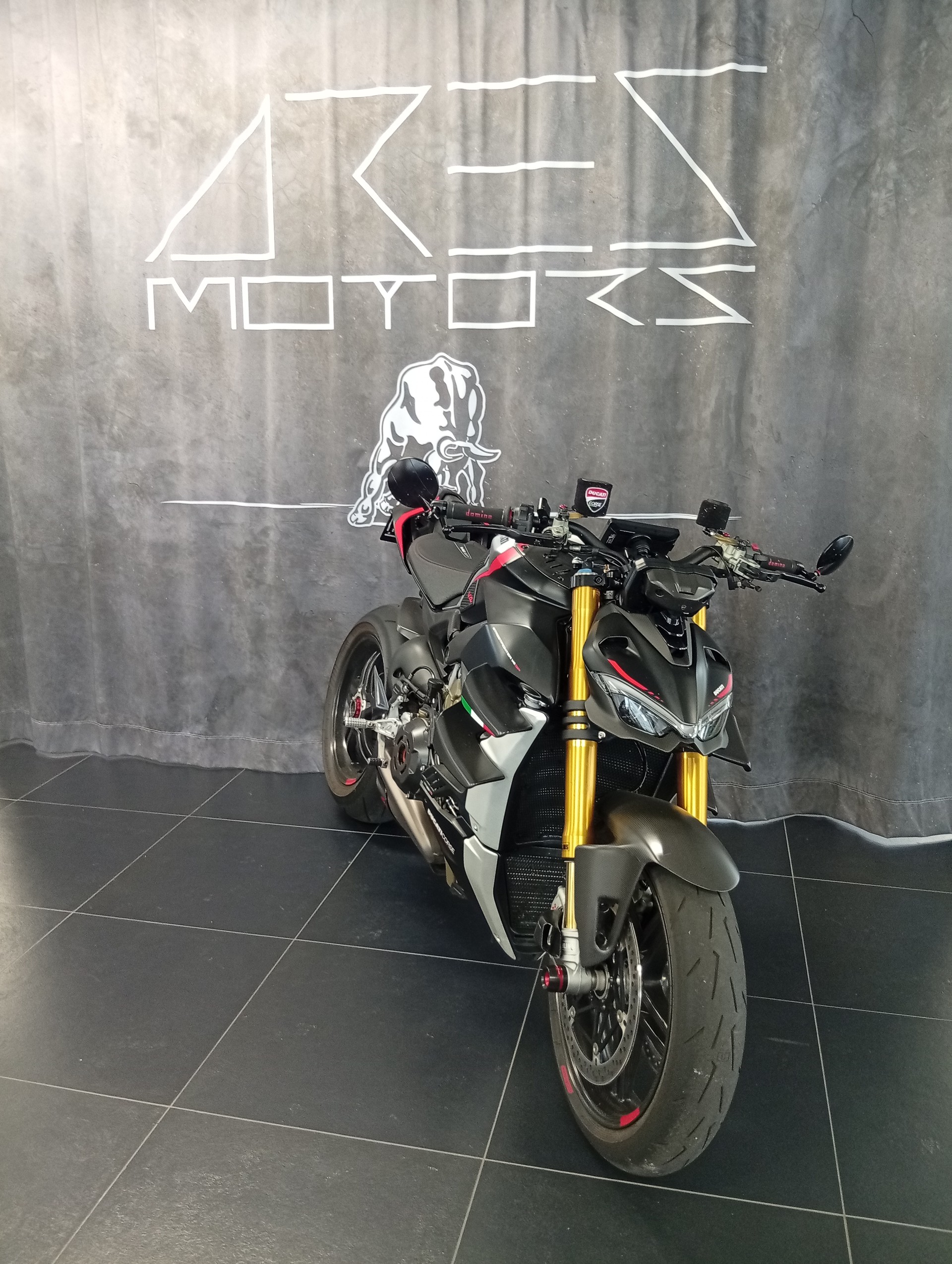 DUCATI Streetfighter V4 SP-image-1