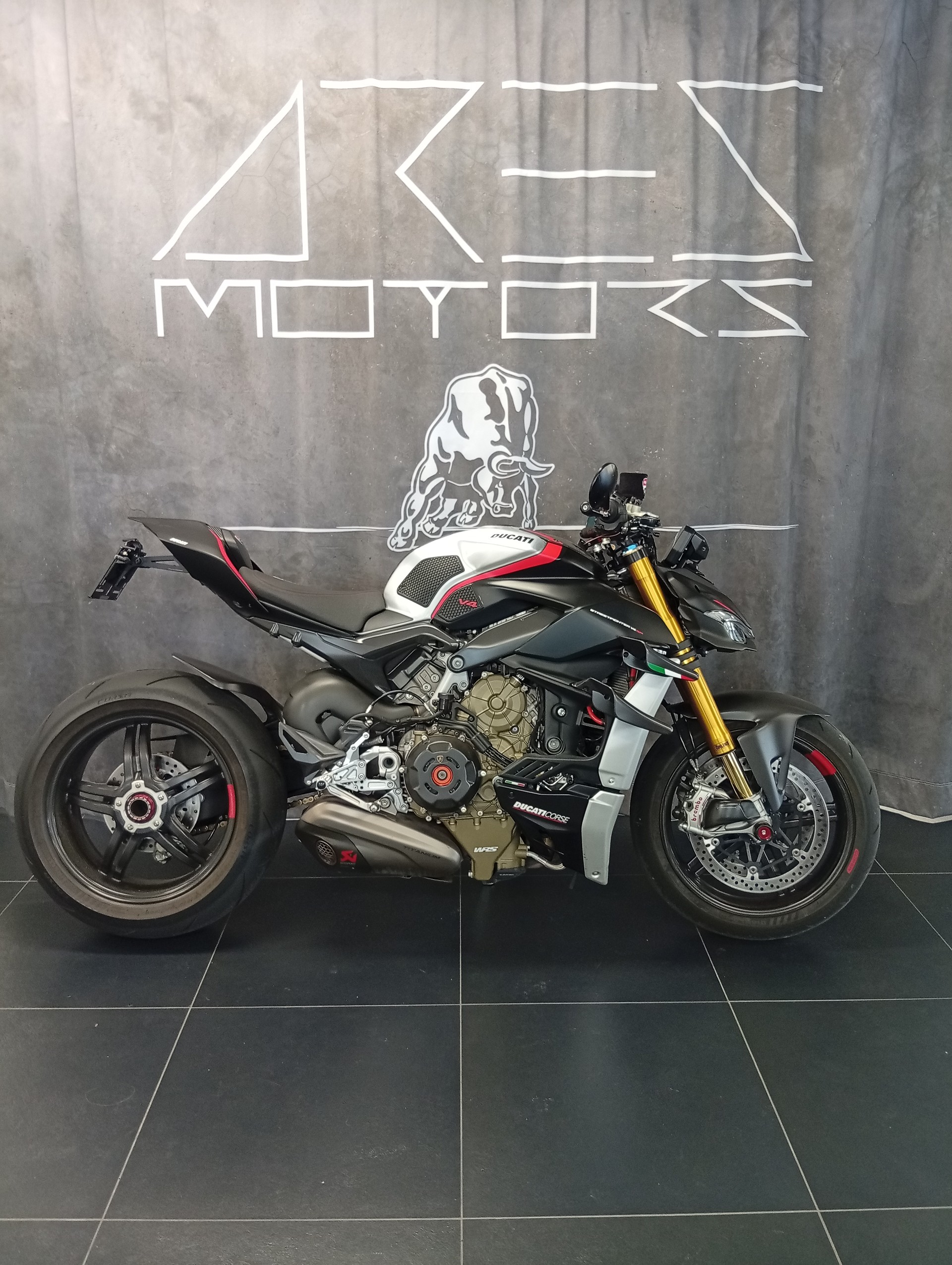 DUCATI Streetfighter V4 SP-image-0