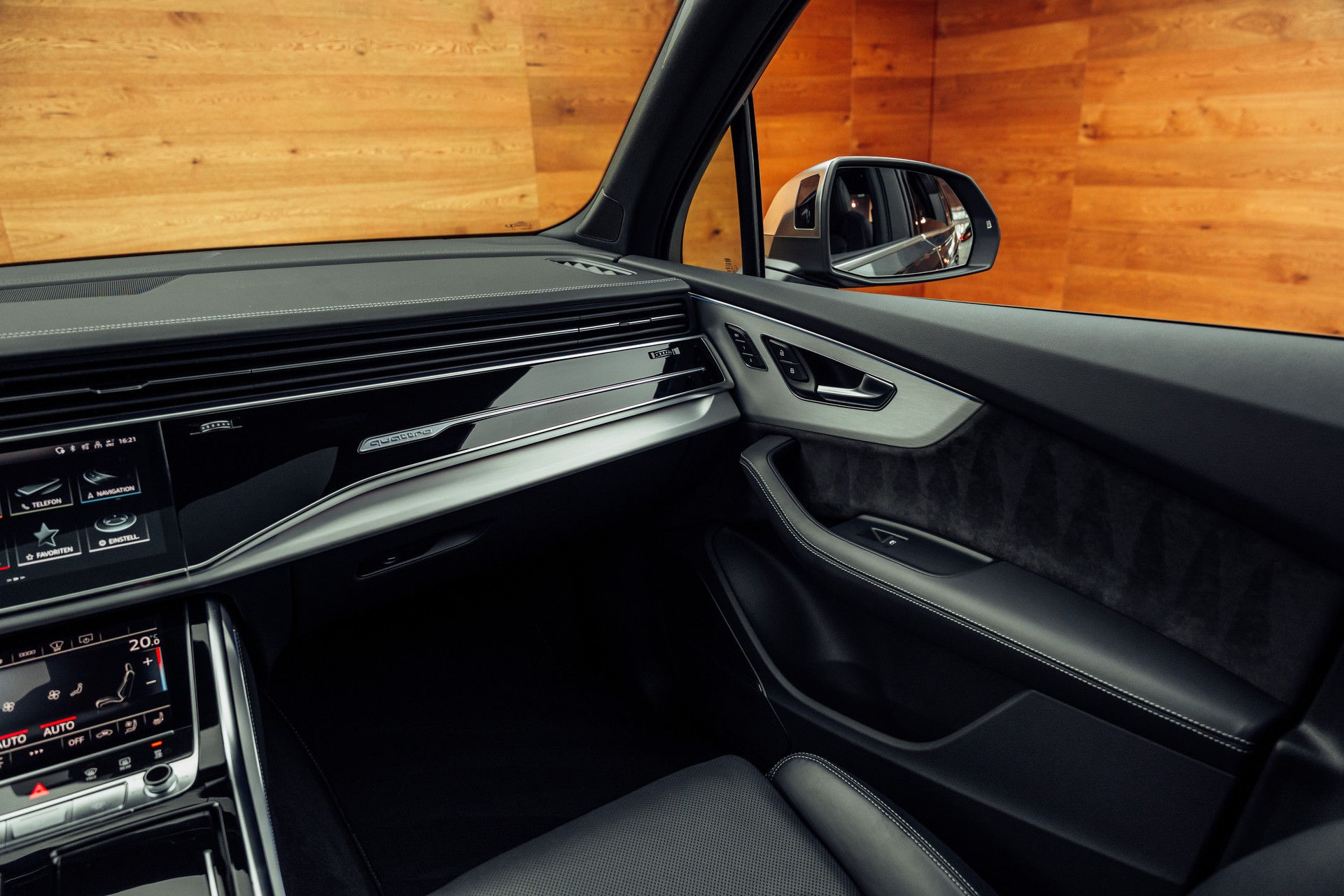 AUDI SQ7 TFSI quattro tiptronic Daytonagrau-image-11